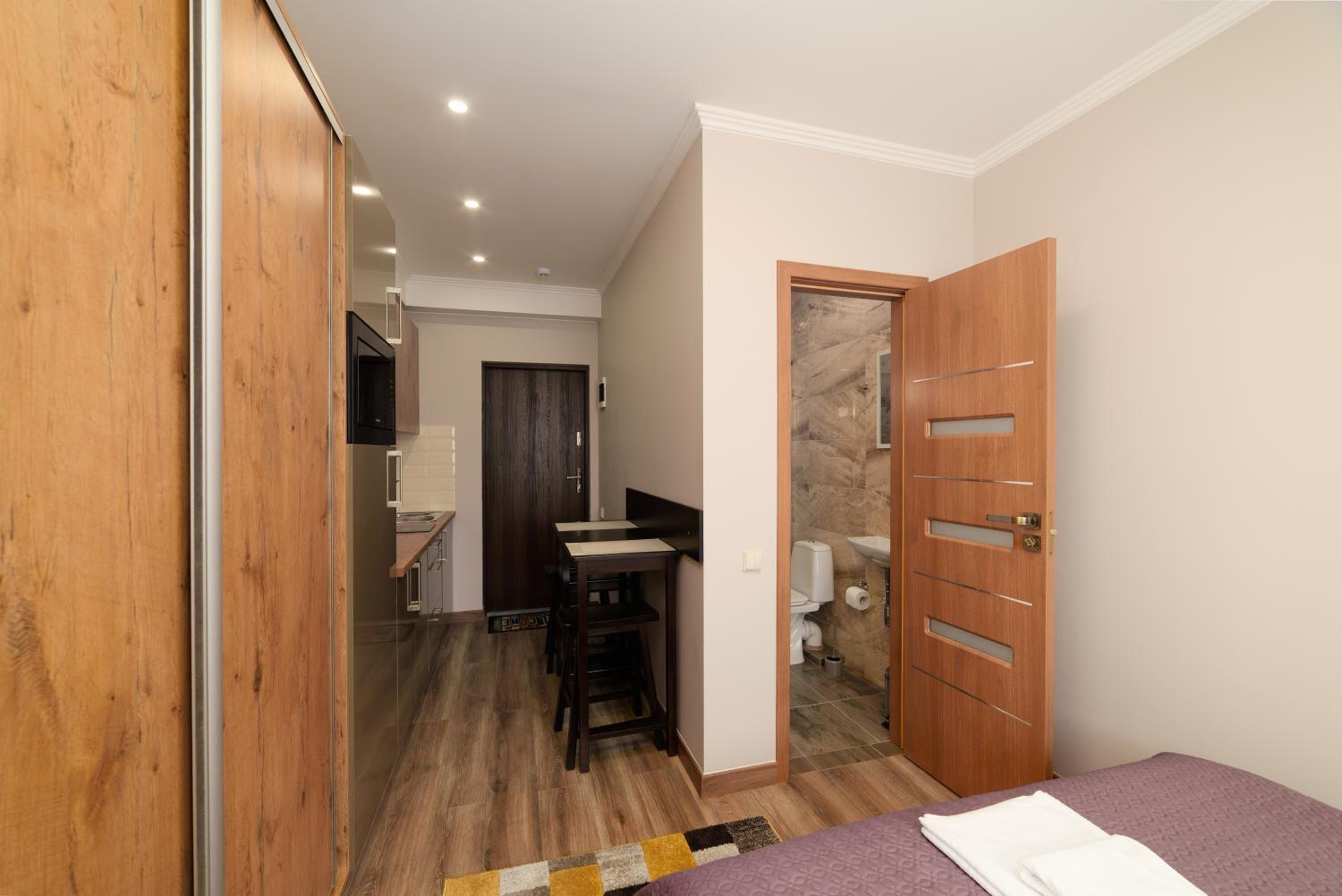 TAKO Apartments parking free