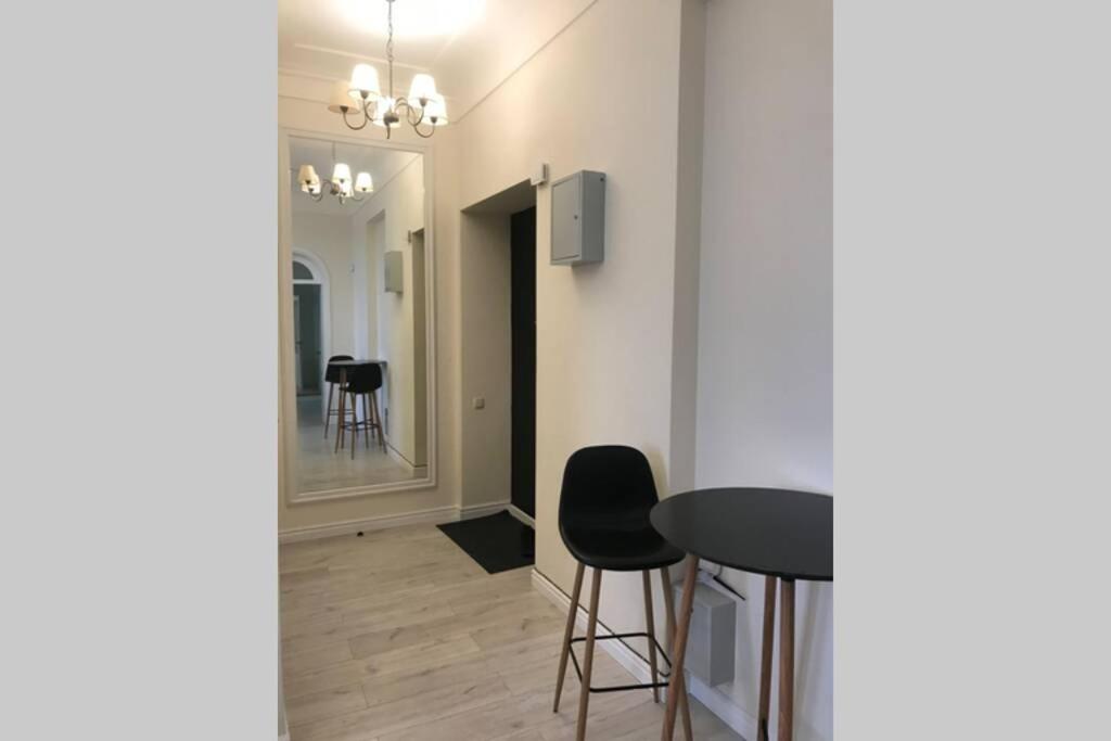 White&Light flat near Gulliver view 3