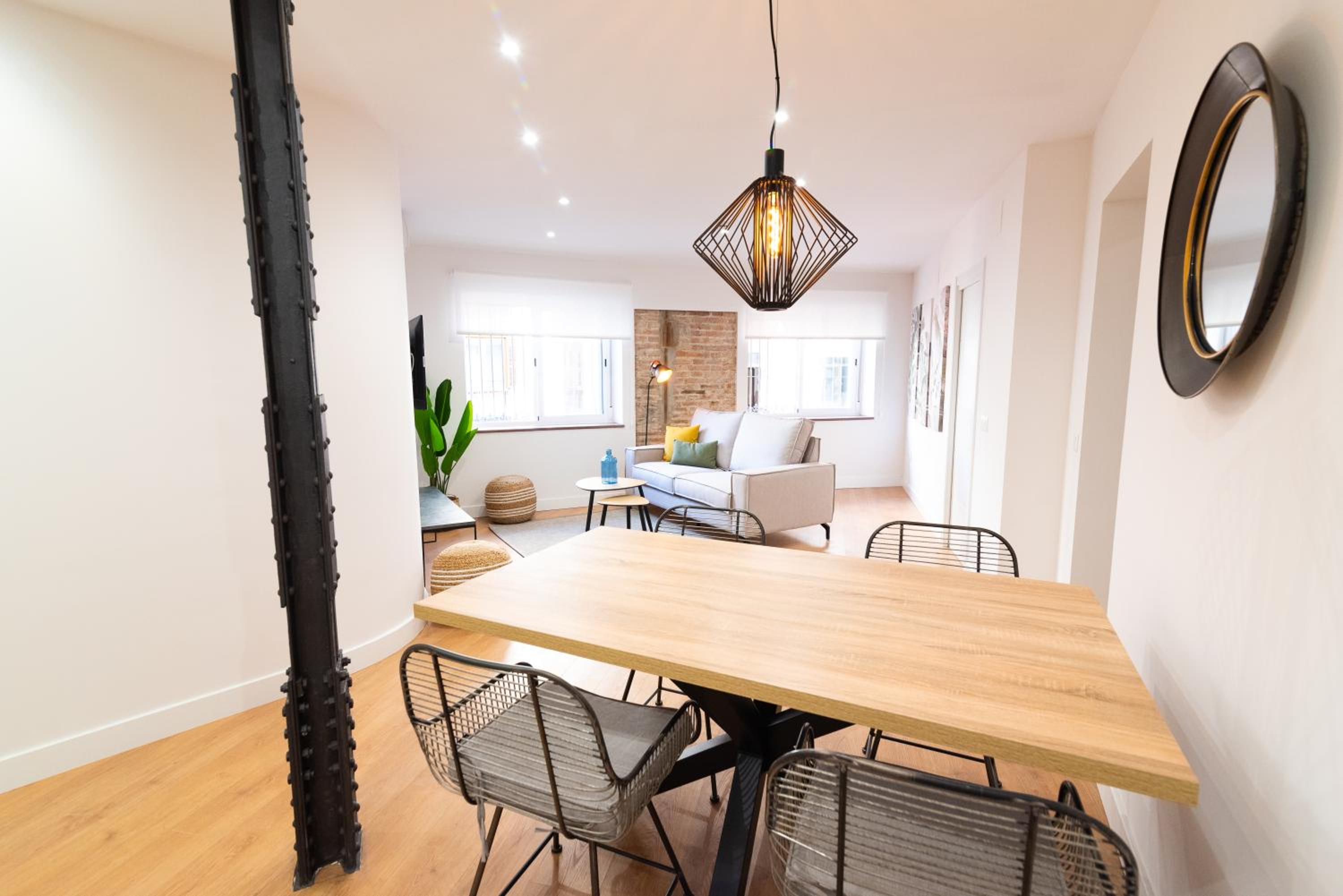 Chinitas Santos Apartments