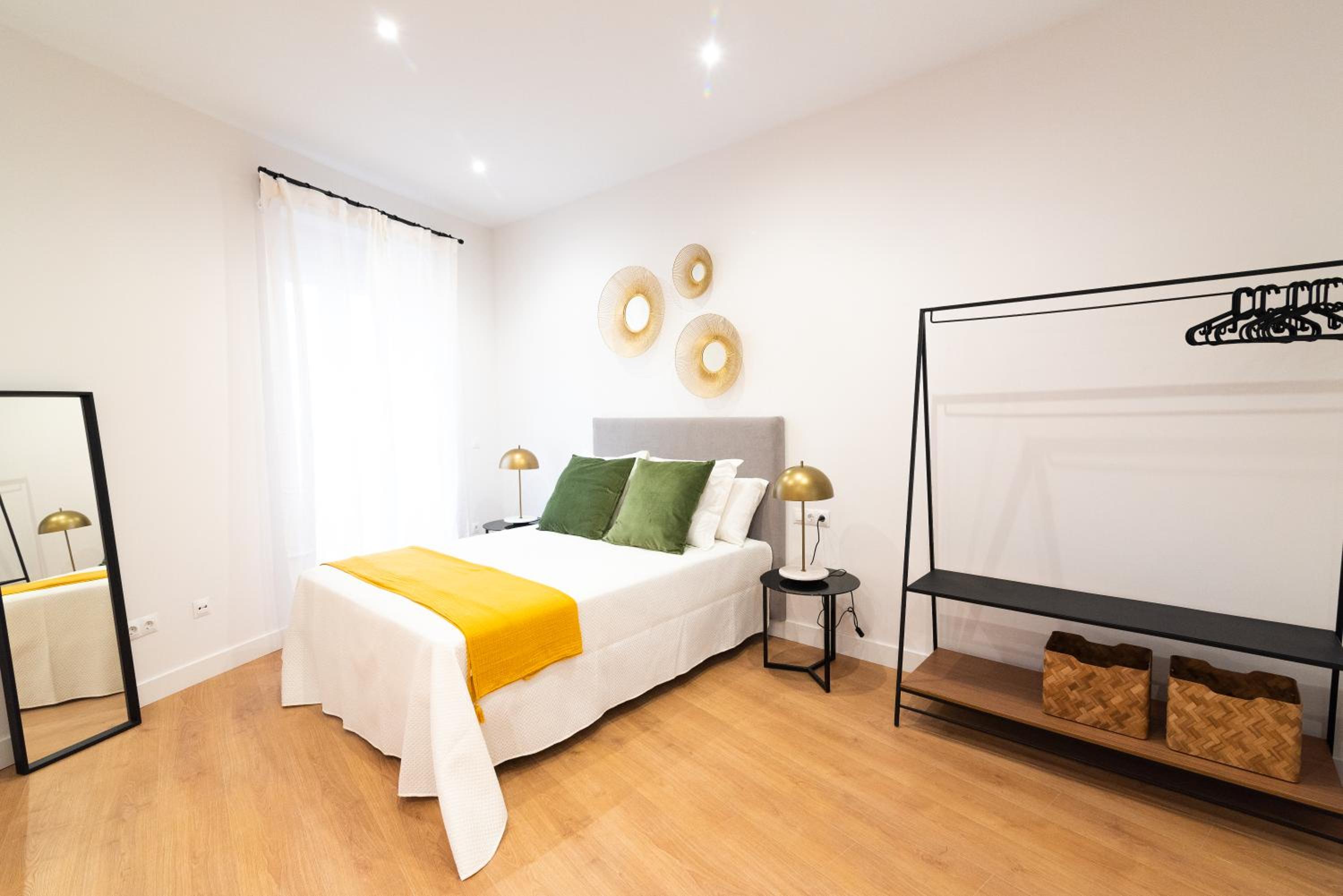 Chinitas Santos Apartments
