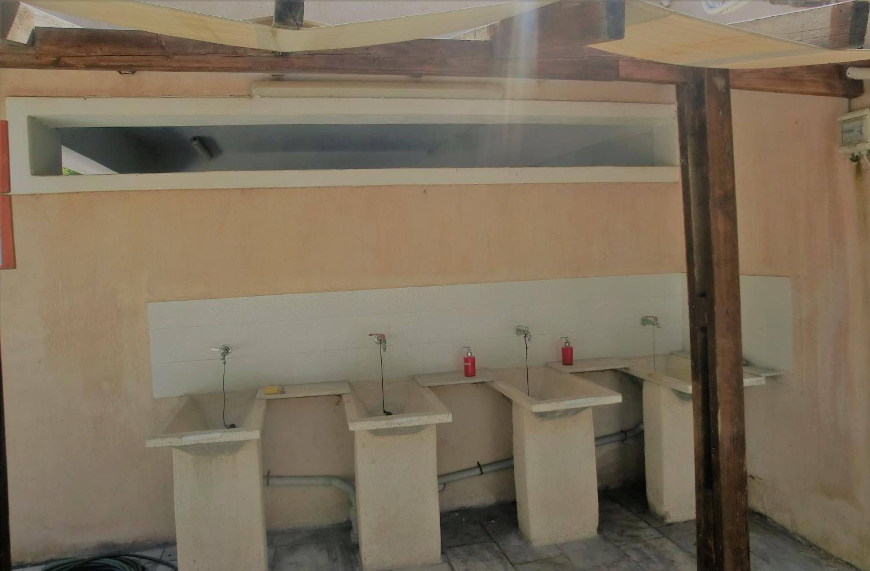 Santorini Camping & Hostel