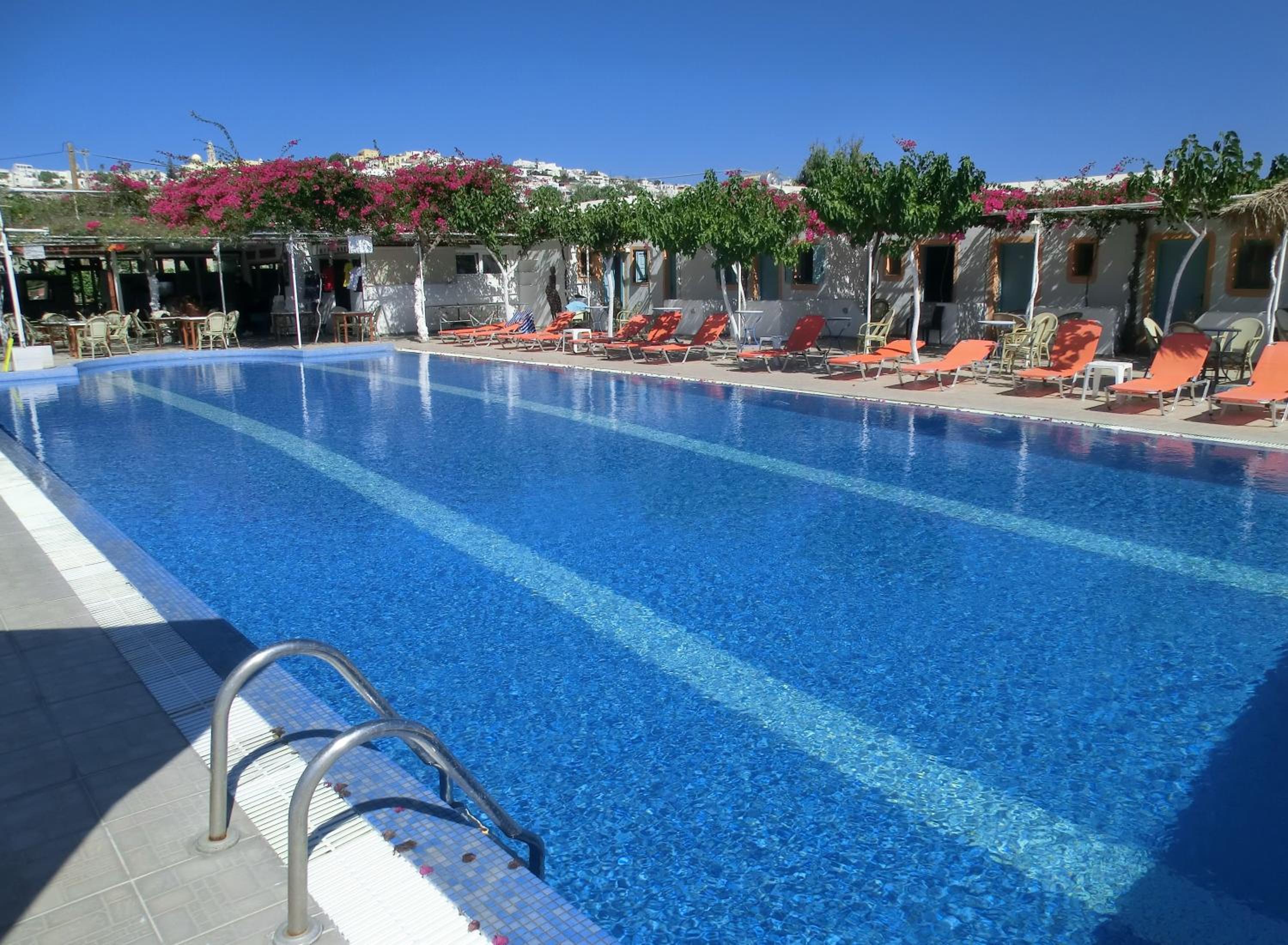 Santorini Camping & Hostel