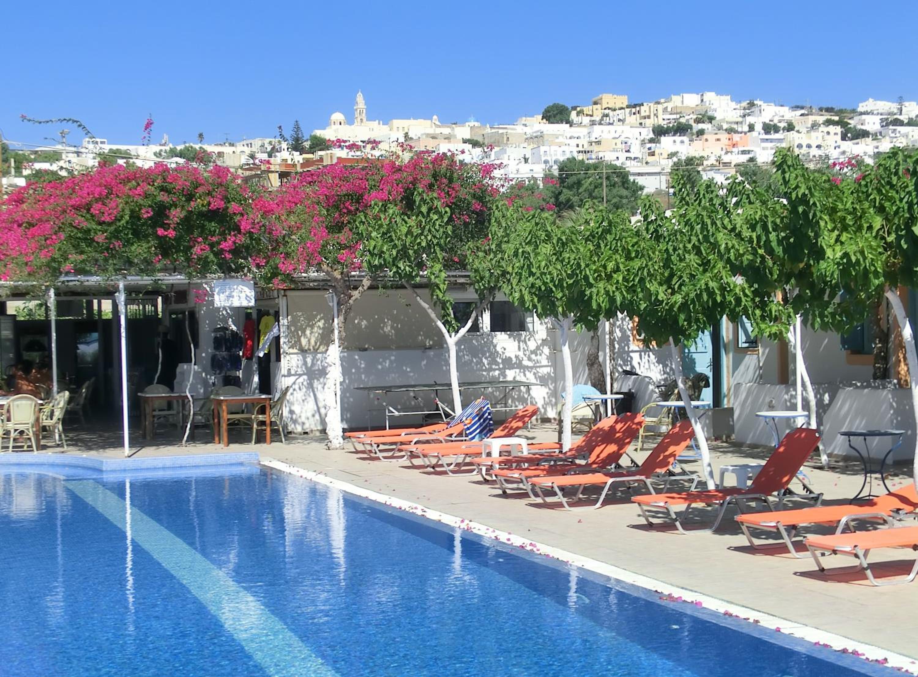 Santorini Camping & Hostel
