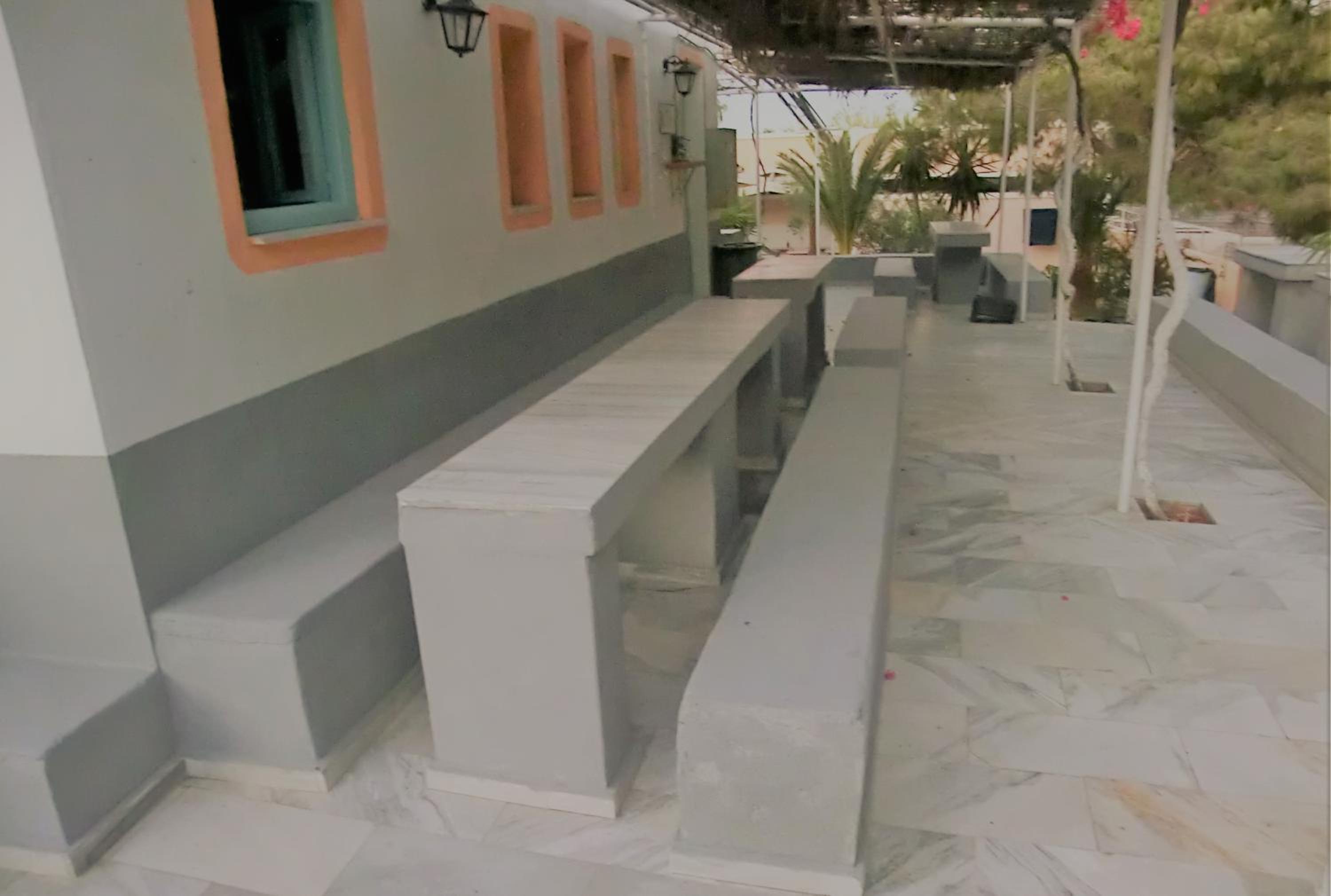 Santorini Camping & Hostel