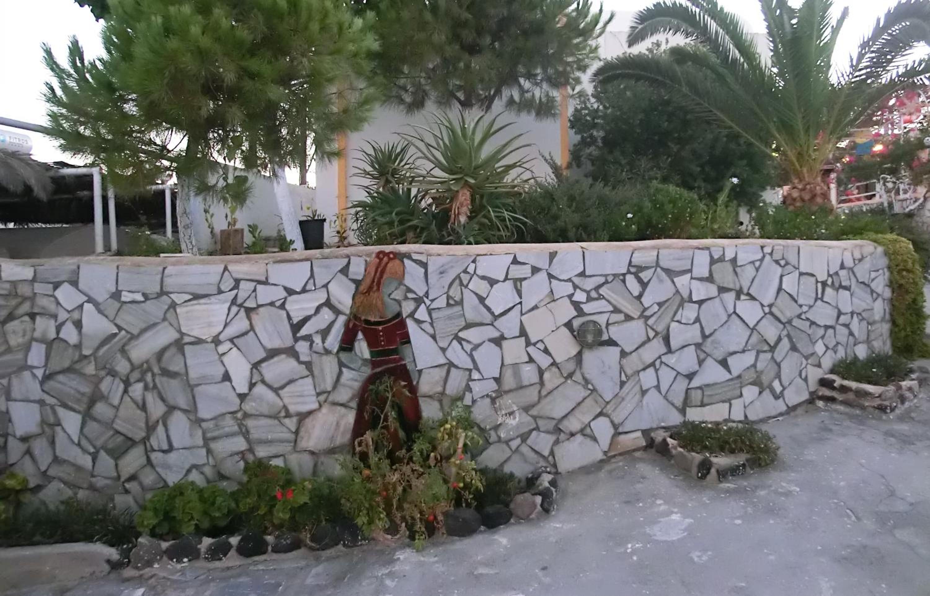 Santorini Camping & Hostel