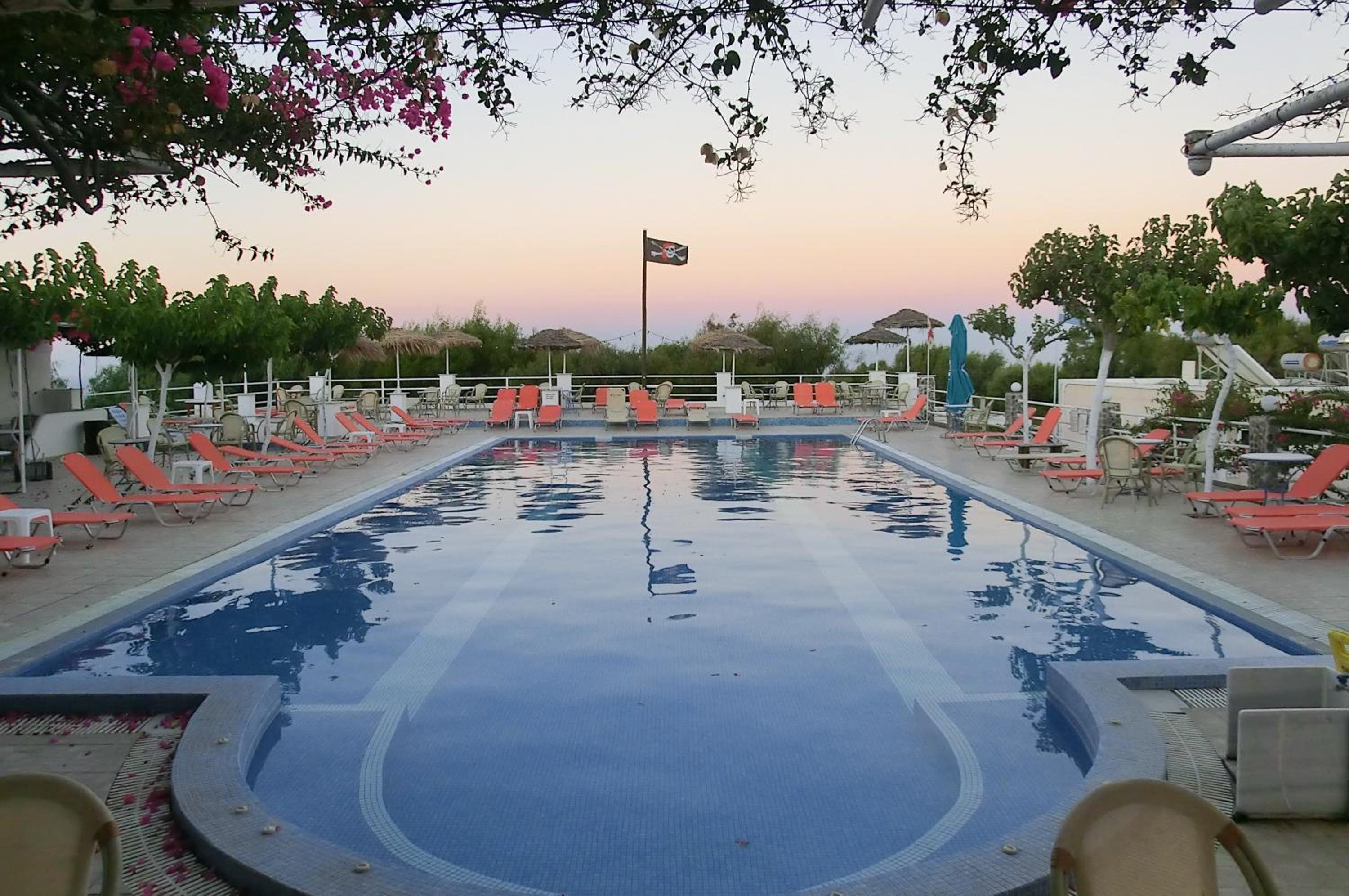 Santorini Camping & Hostel