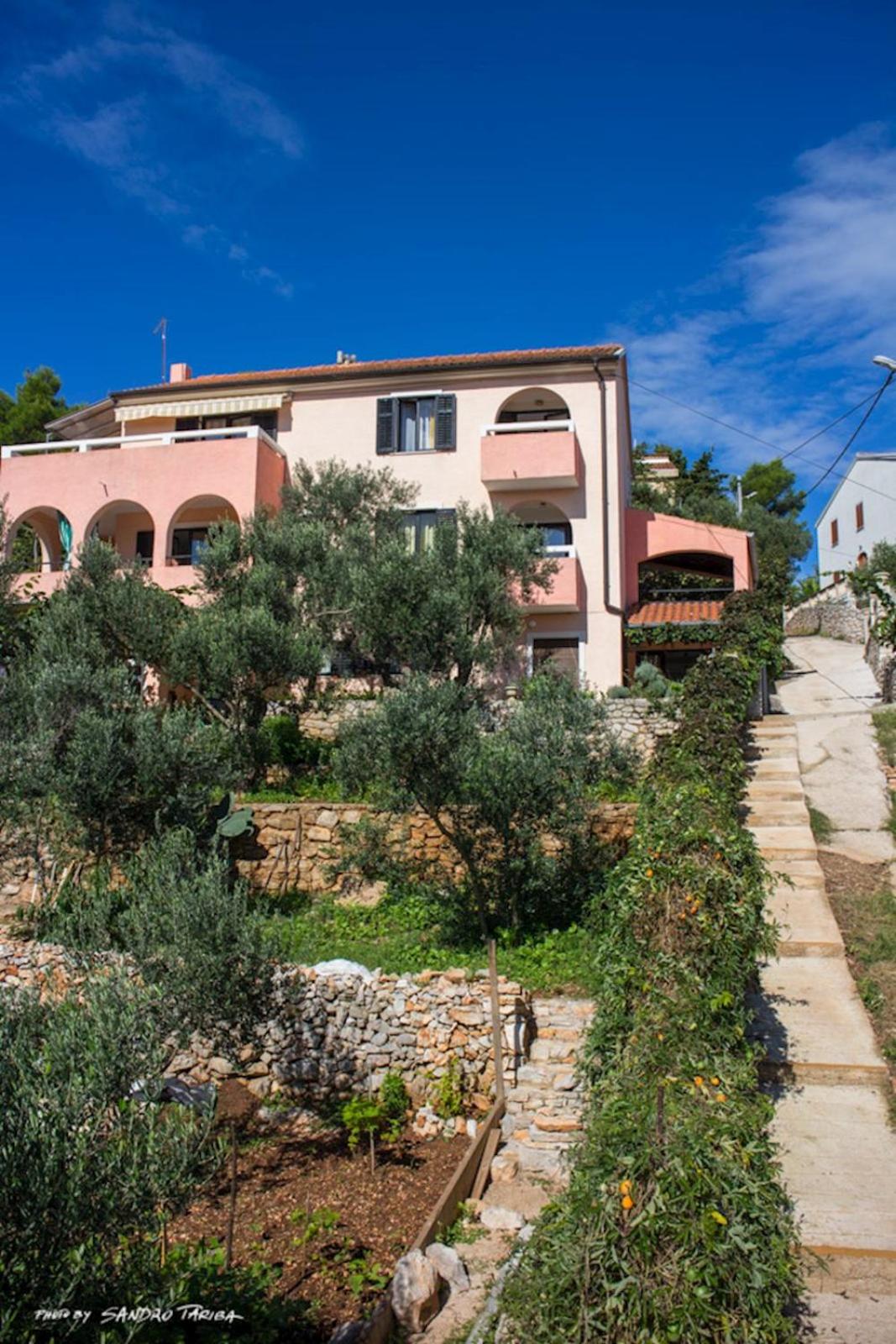 Apartmani Nadalina view 2