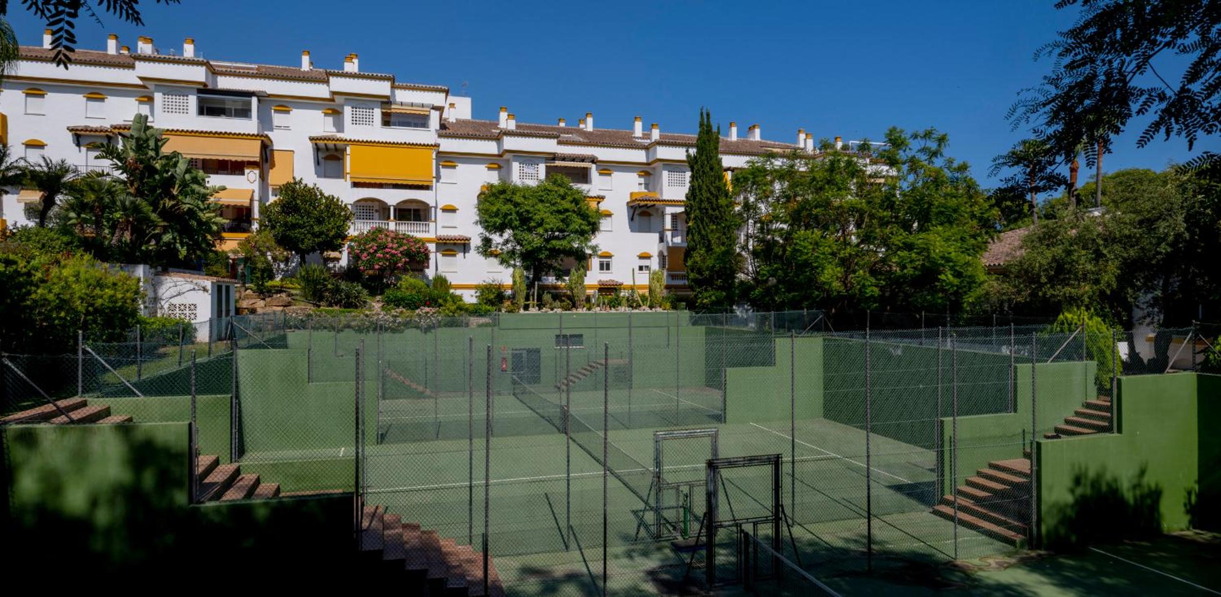 Apartamento Milla de Oro - HACIENDA NAGUELES view 2