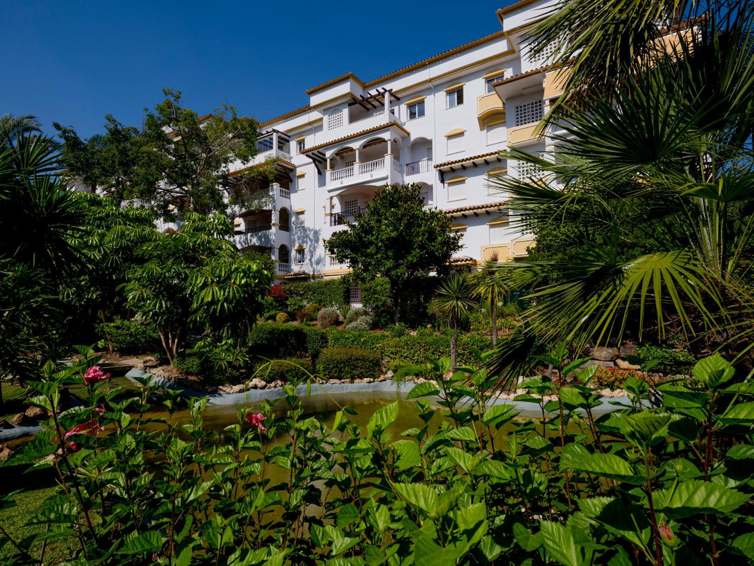Apartamento Milla de Oro - HACIENDA NAGUELES view 4