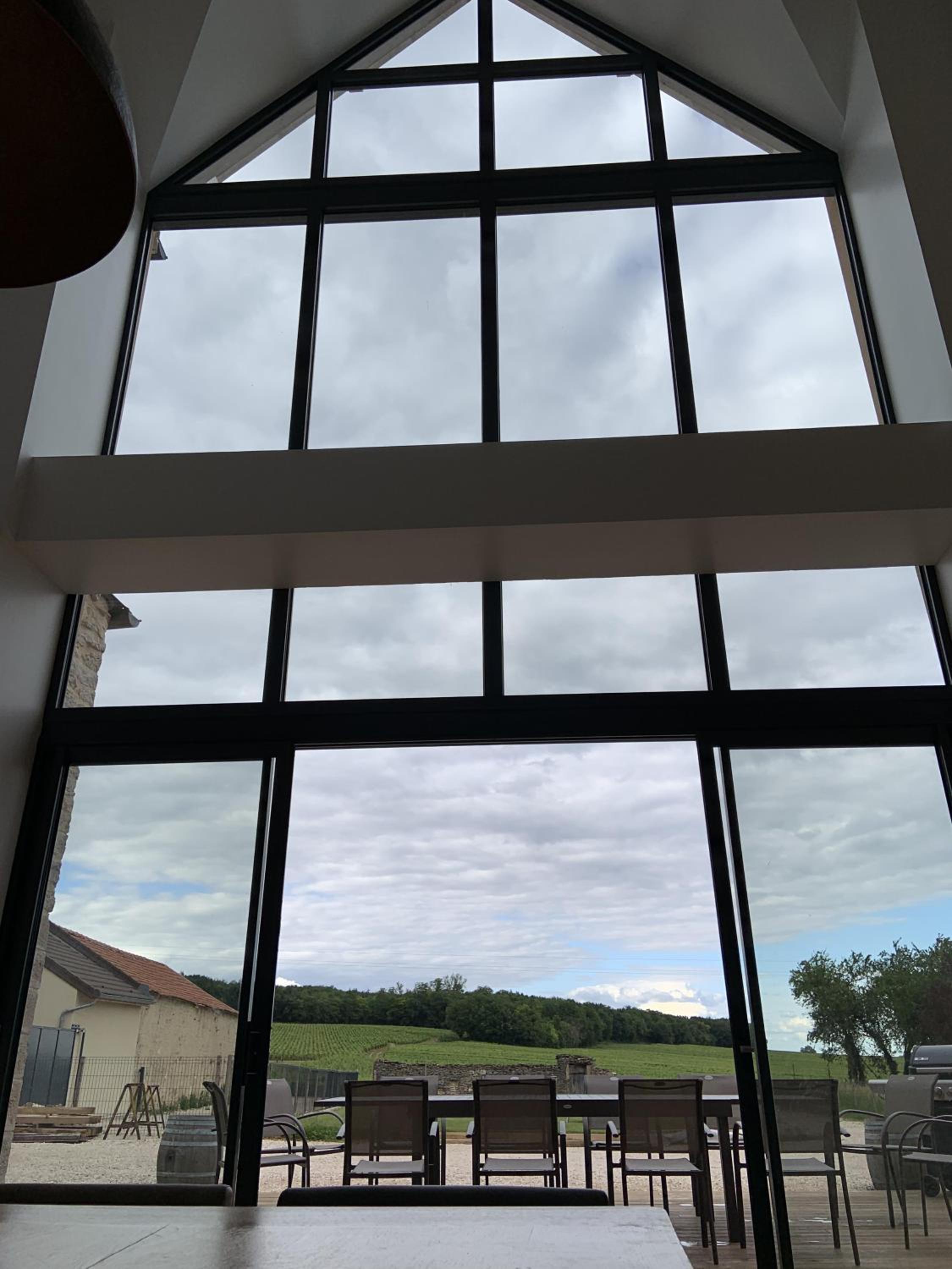 Aux Cortons - Maison avec vue sur le vignoble view 2