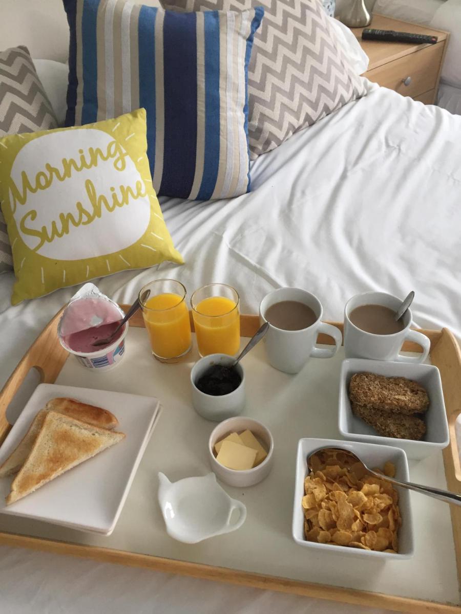 Basingstoke Vacations - Basingstoke En Suite Room in Garden Annex - Property Image 4