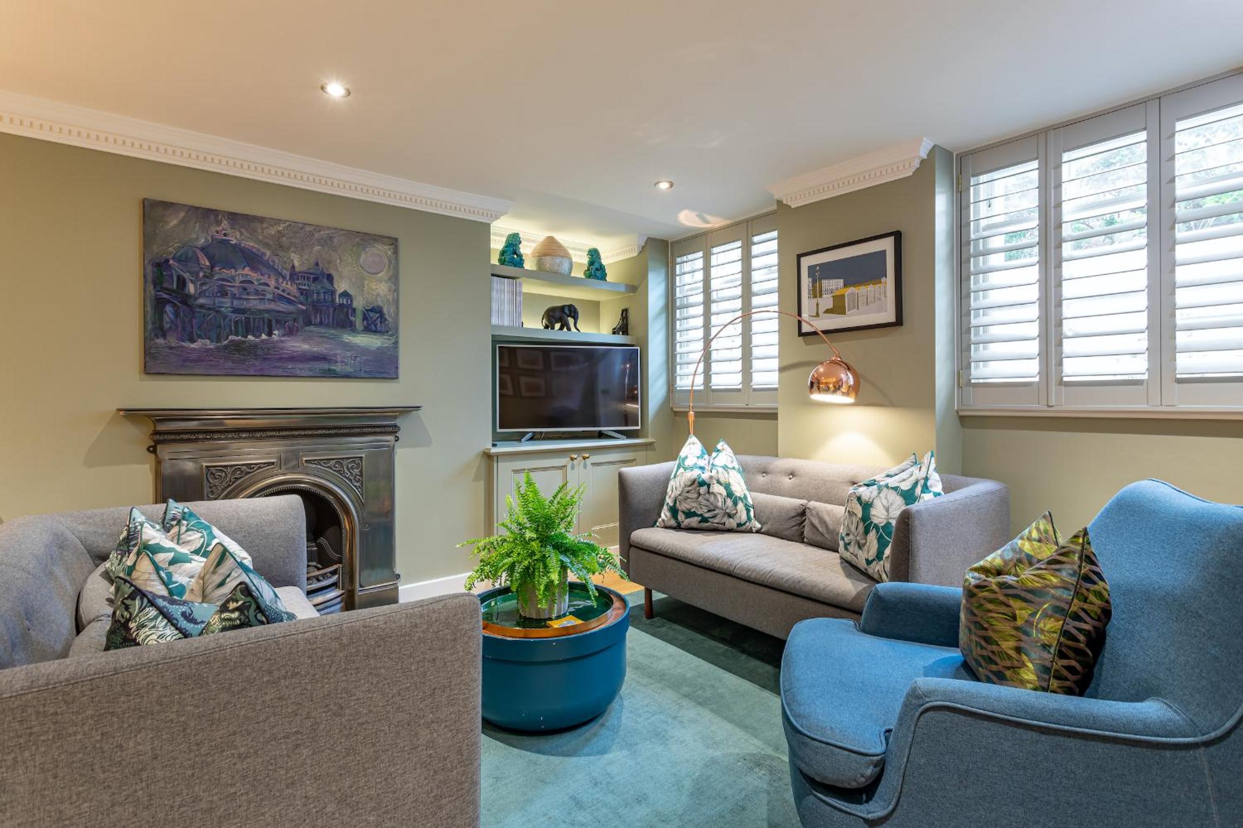 Beaches Brighton - Luxury Seafront Accommodation view 3