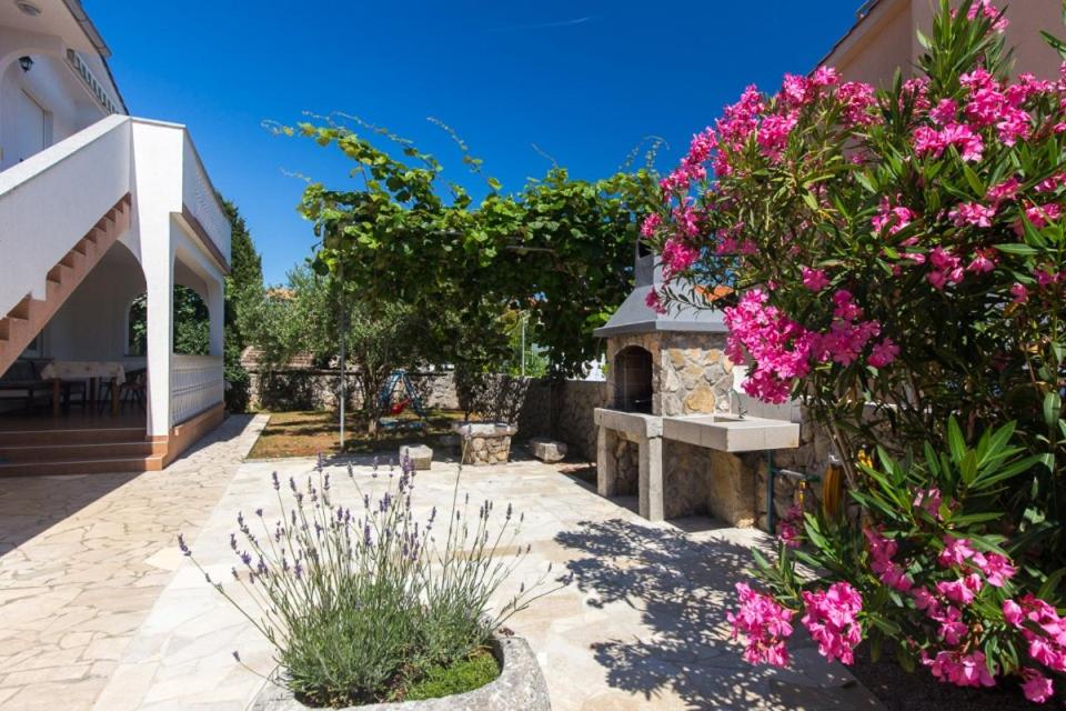 ADRIA-Holiday House with a private pool in Krk view 3