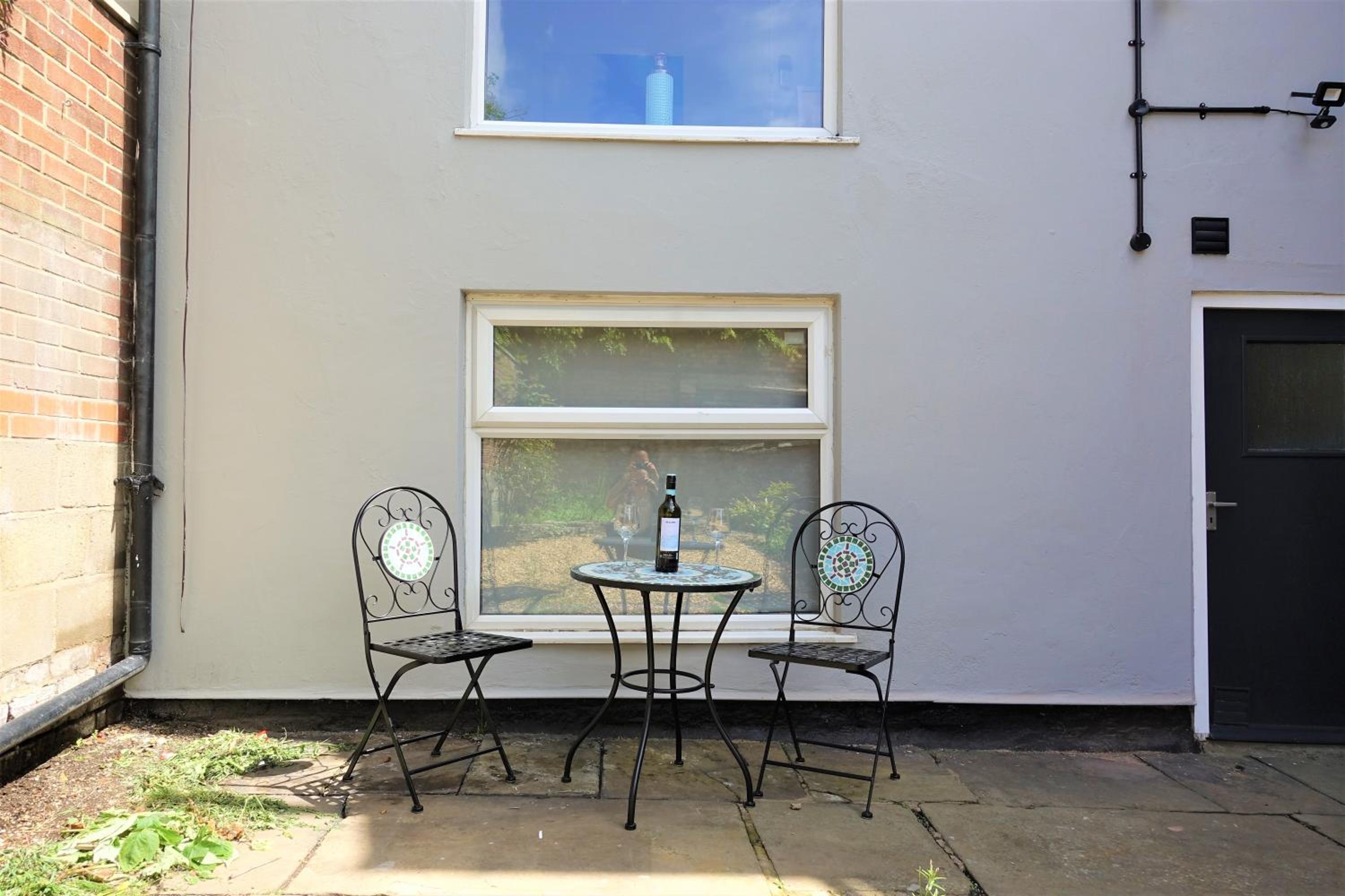 Kings Lynn Vacations - BrickSage Rooms, King's Lynn The Walks - Property Image 9