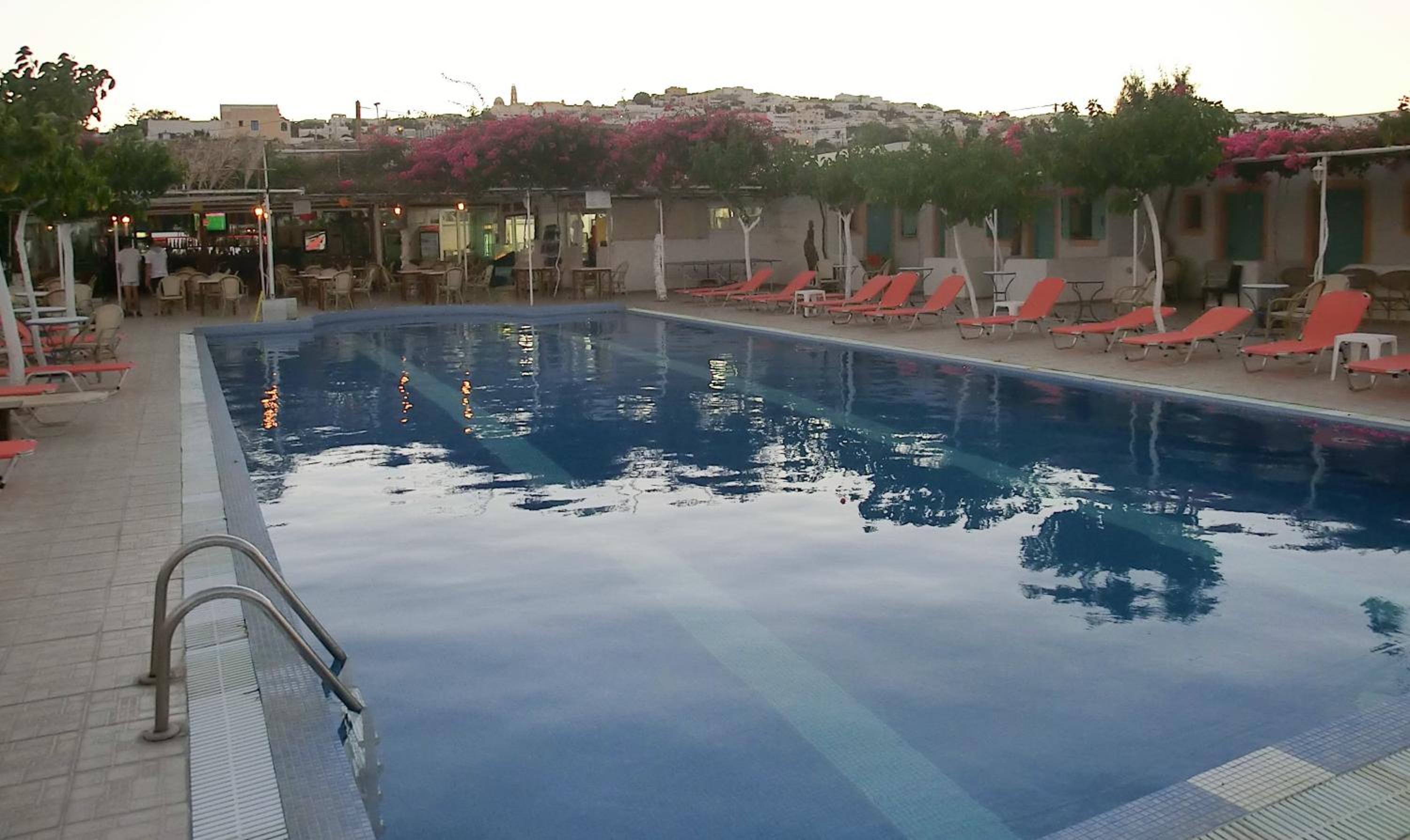 Santorini Camping & Hostel