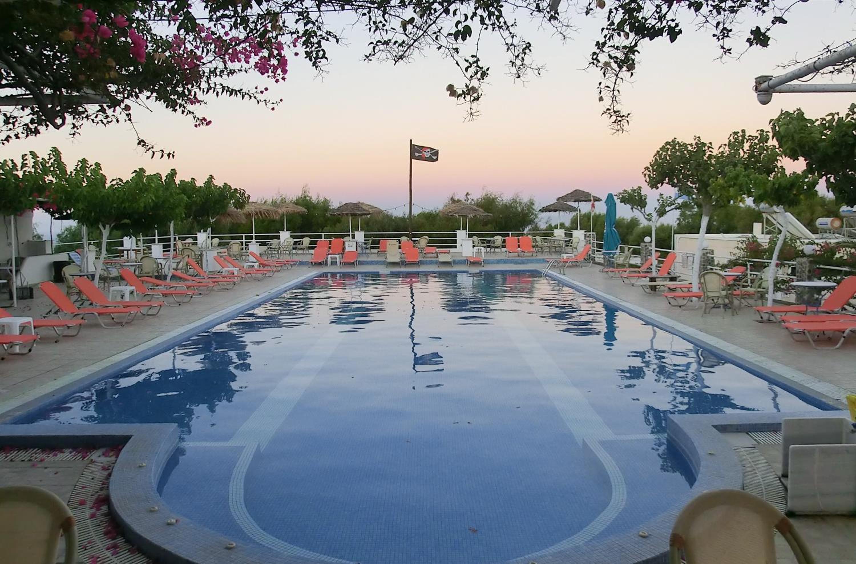 Santorini Camping & Hostel