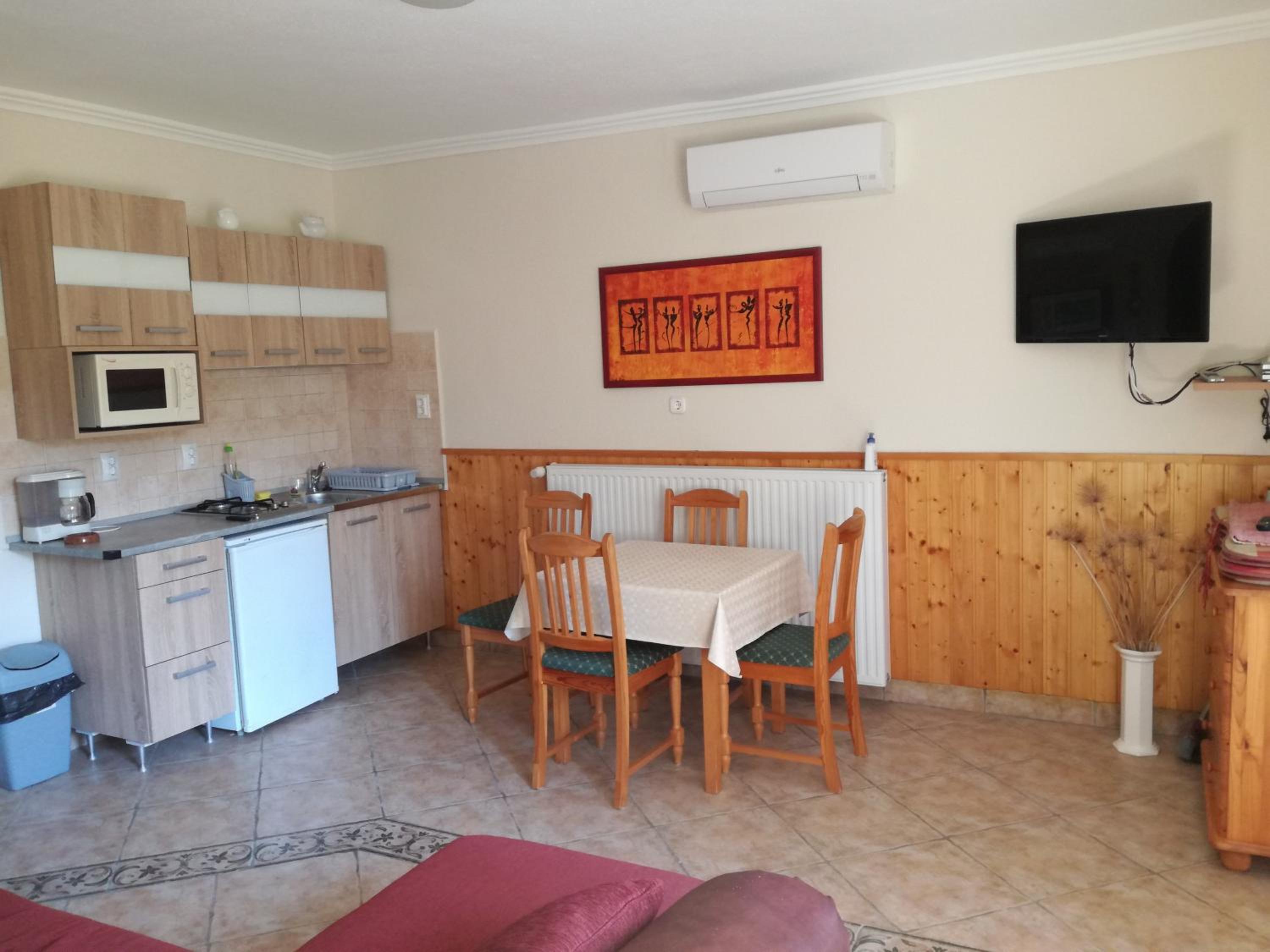 Alsóhegyi Apartmanok view 4