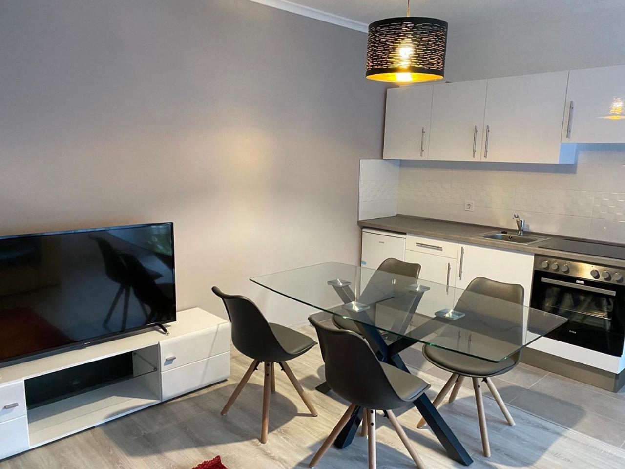 Napsugár Apartmanház view 2