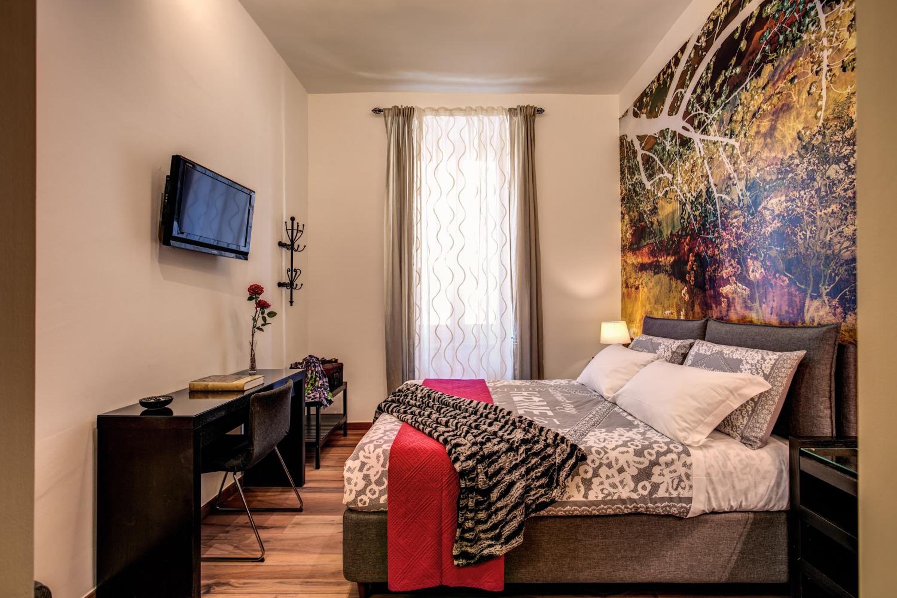 Monticello apartment via Cavour