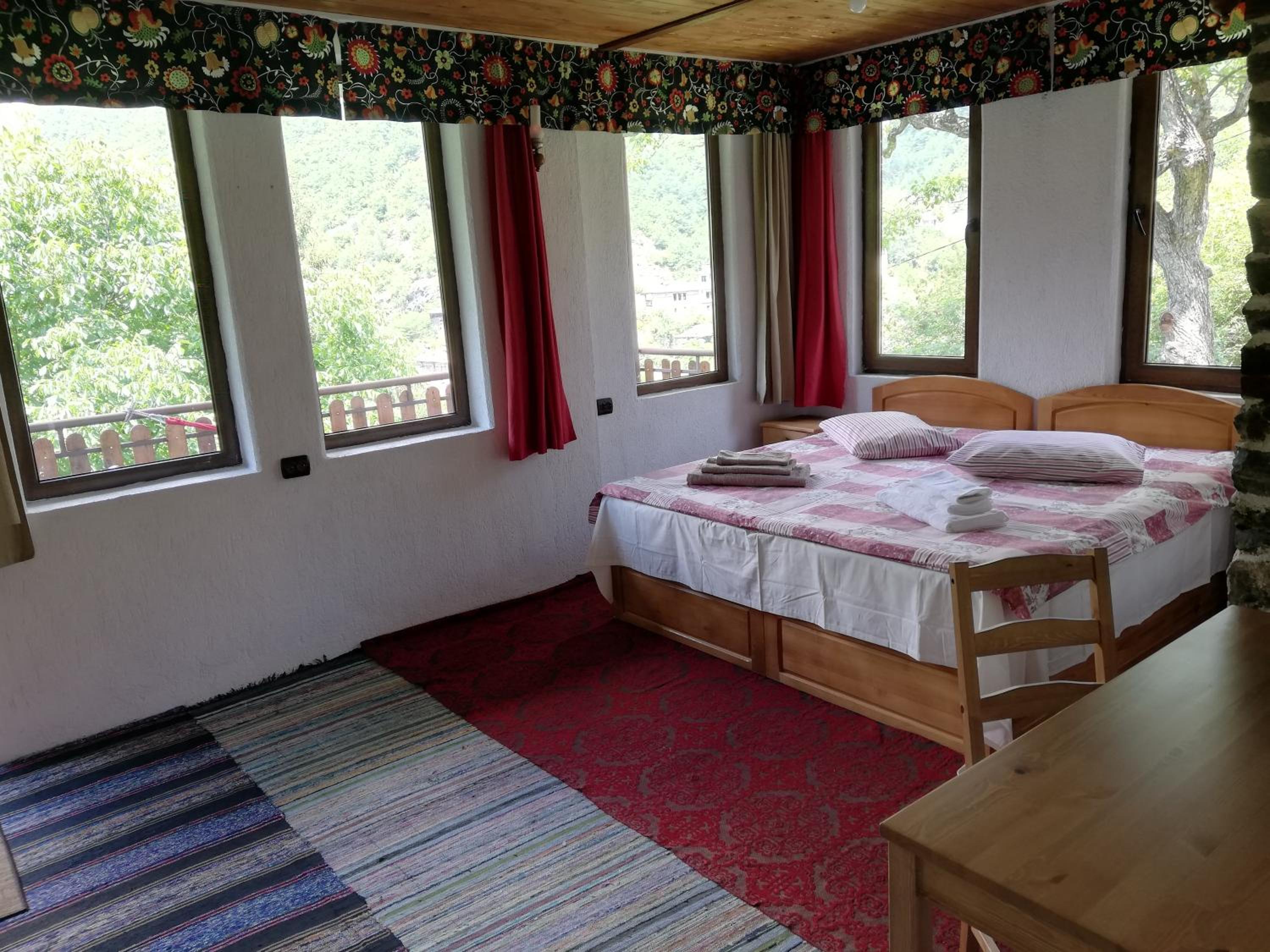 GUEST HOUSE ELENA