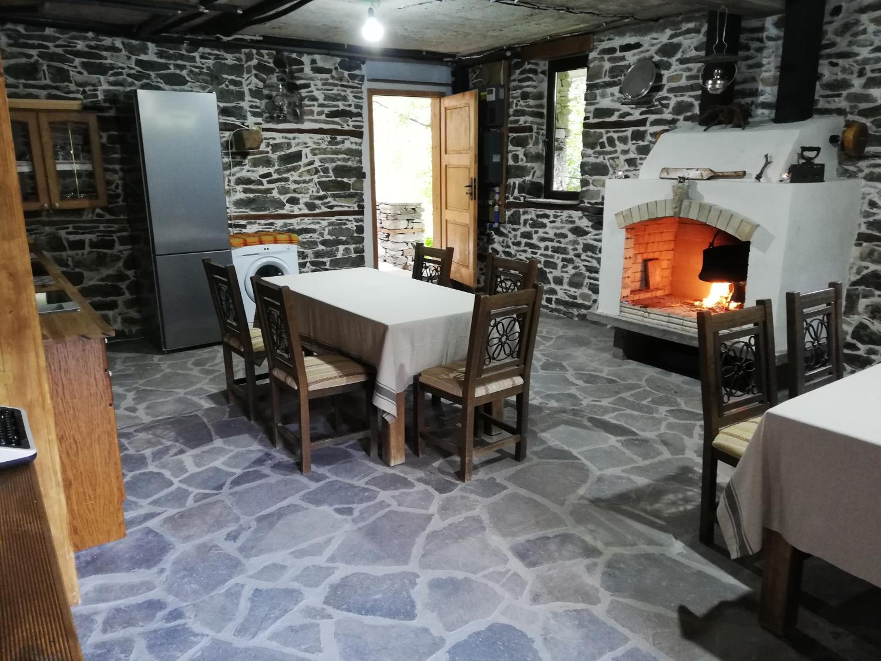 GUEST HOUSE ELENA