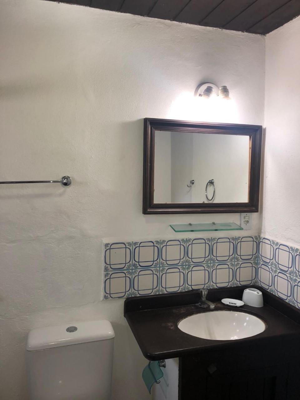 Apartamento Frente Mar com 02 suítes
