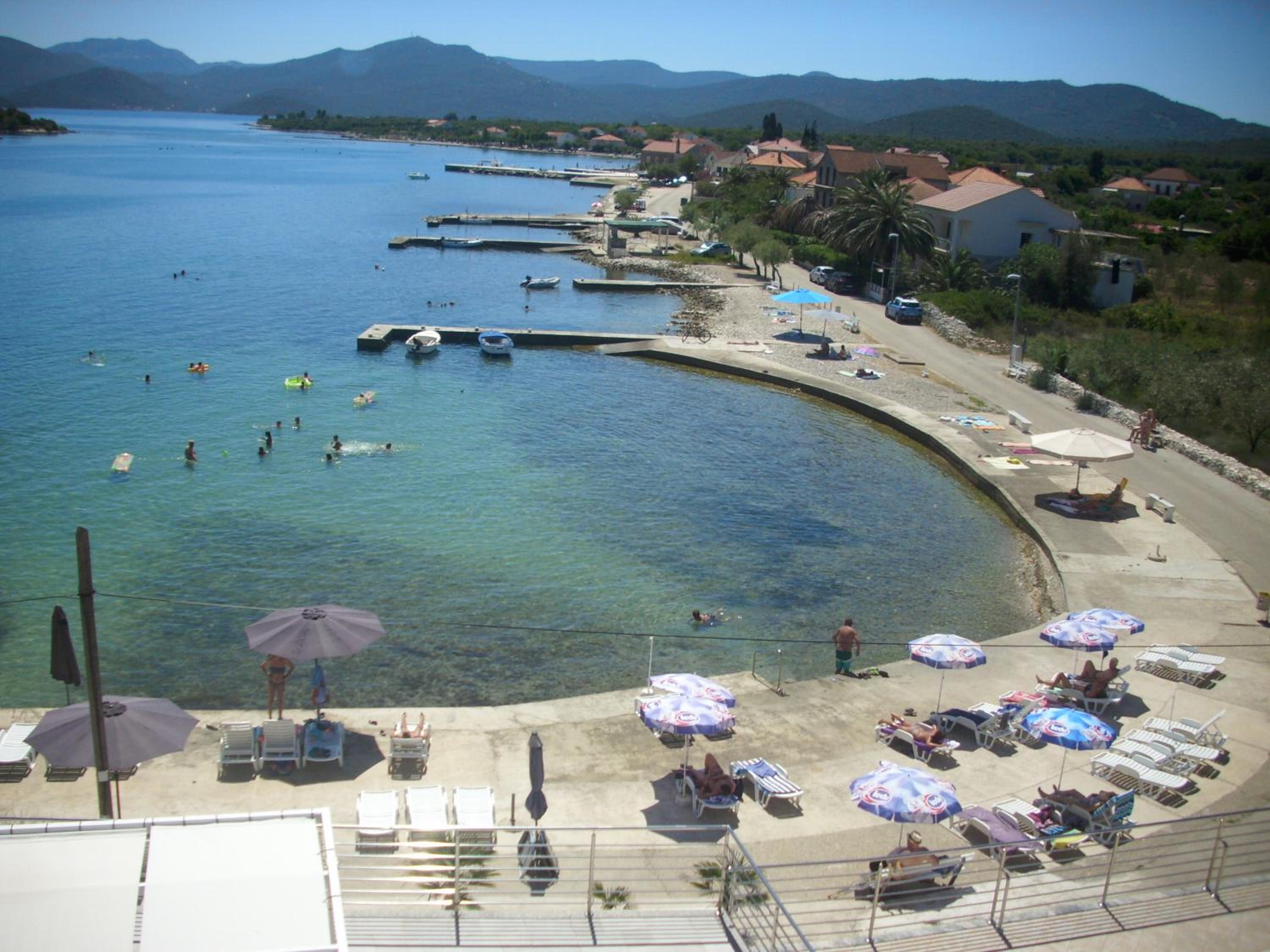 Photo 49