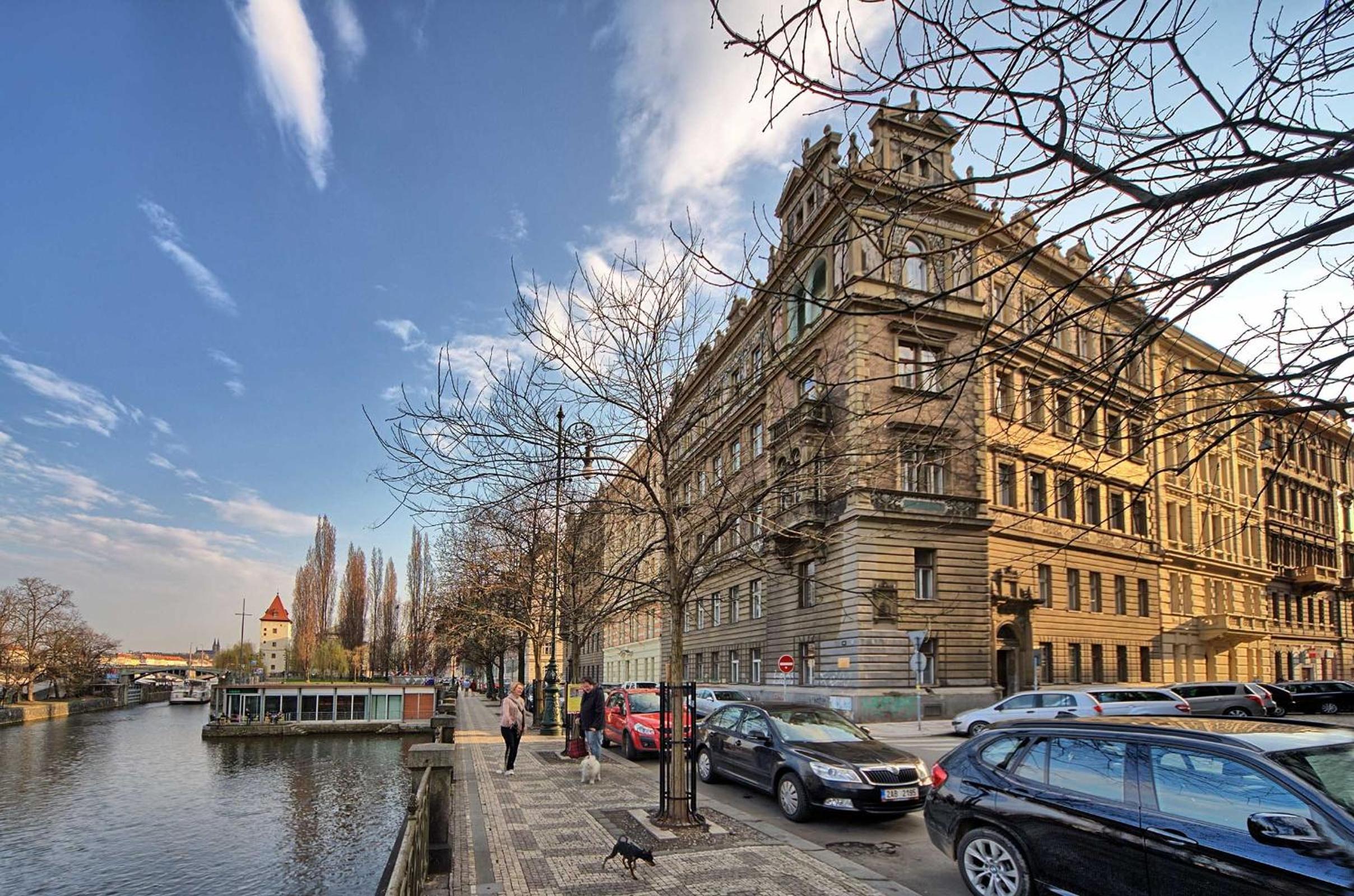 Riverside Apartment