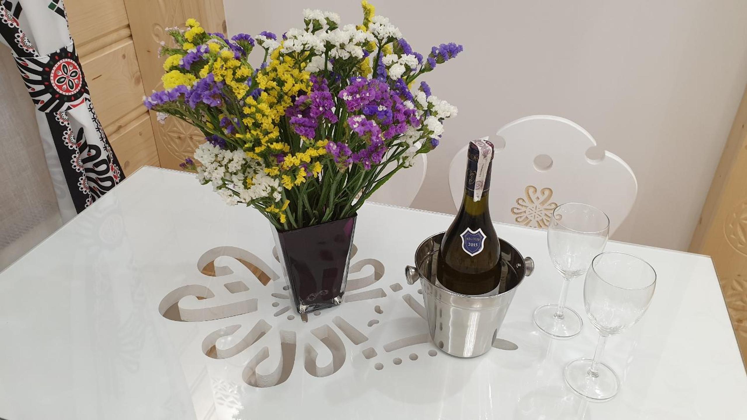 Villa Fortuna - Regionalne apartamenty & SPA - Sauna, Grill, Jacuzzi z widokiem na Tatry