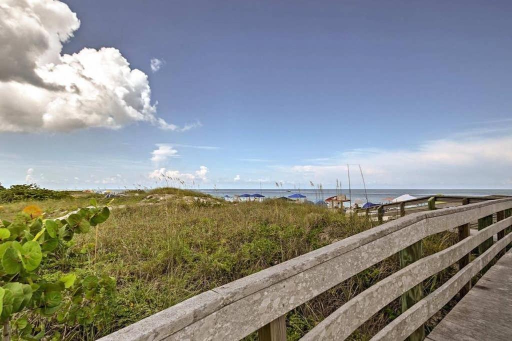 Rita's Sand Key Gem view 5