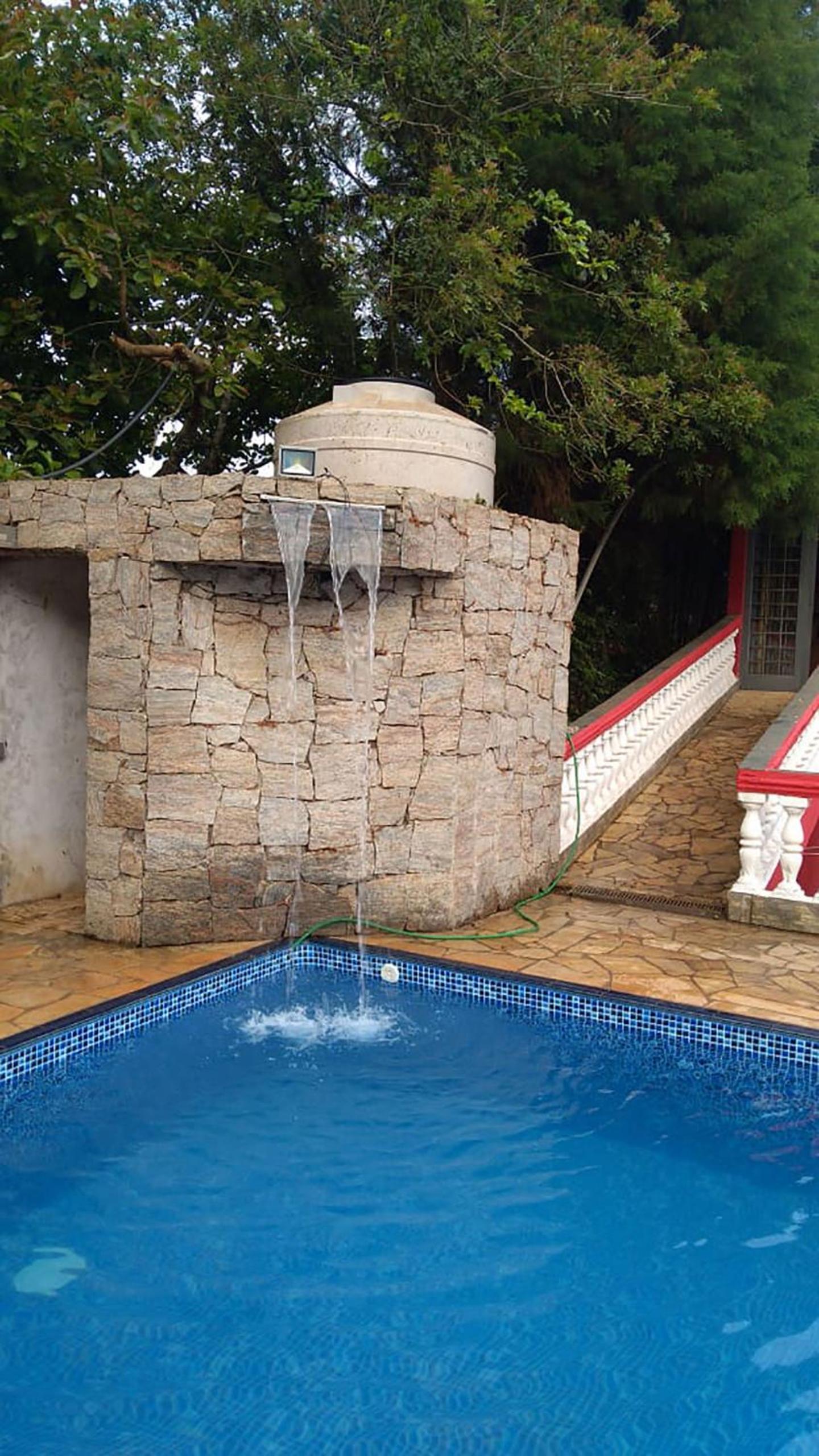 Chácara espaçosa com lazer completo em Ibiúna