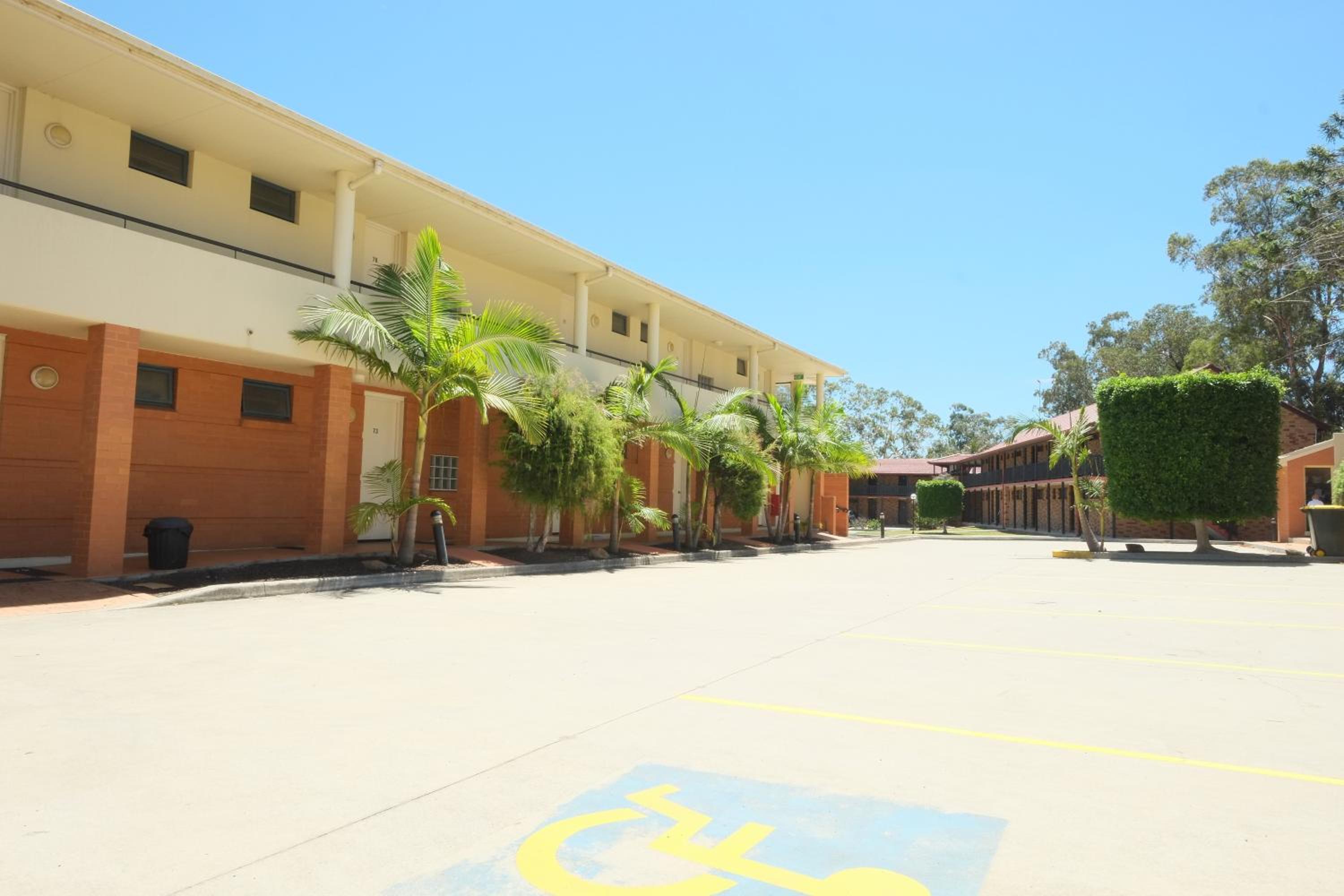 Maclin Lodge Motel