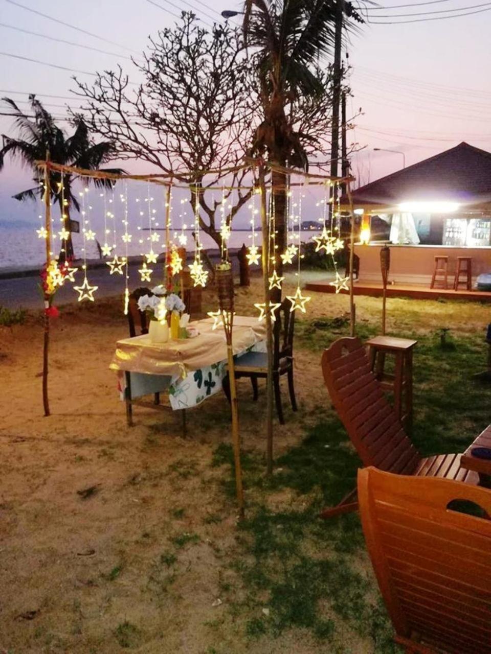 Ruen Thai Rim Haad