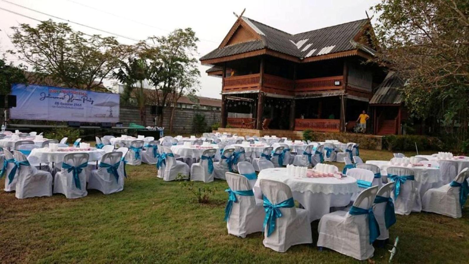 Ruen Thai Rim Haad