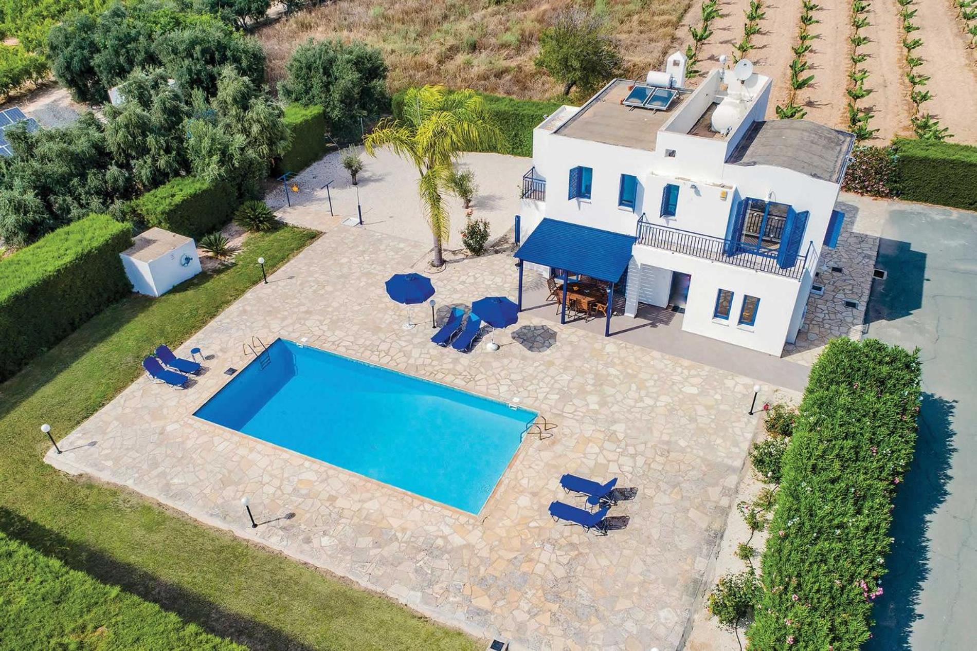 Villa Ino with private swimming pool at Coral bay
