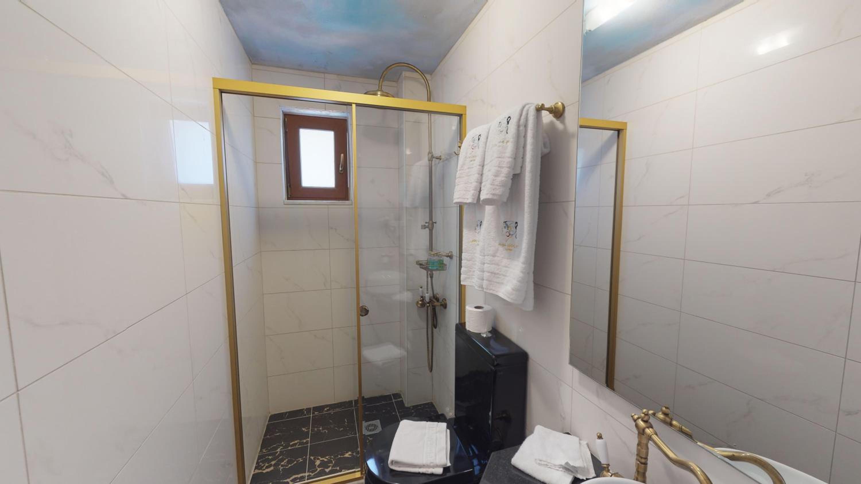 Leda Suites
