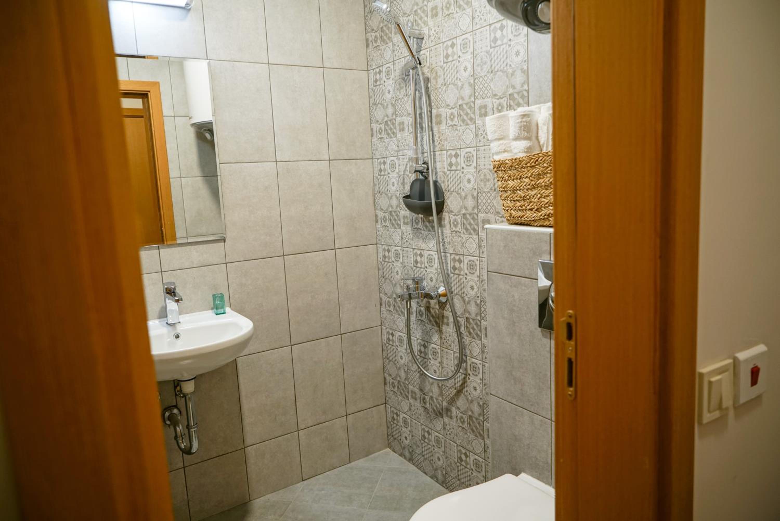 Photo 27