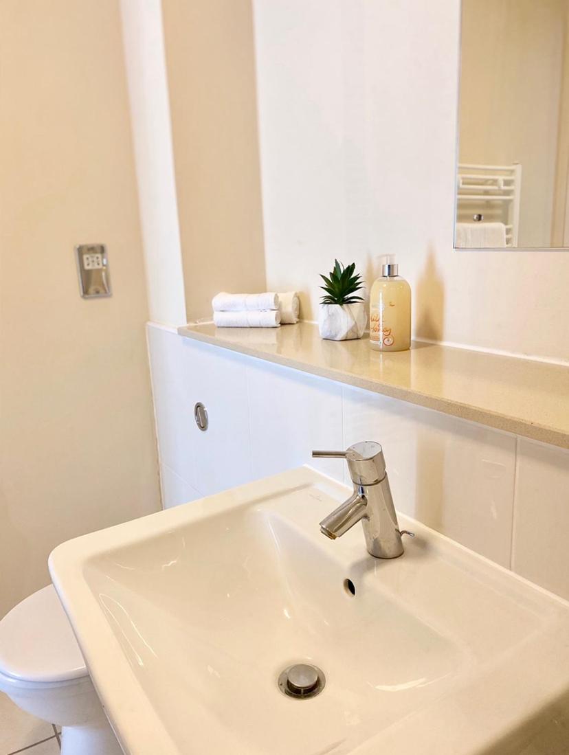 Smartrips Apartments - The Hub view 5