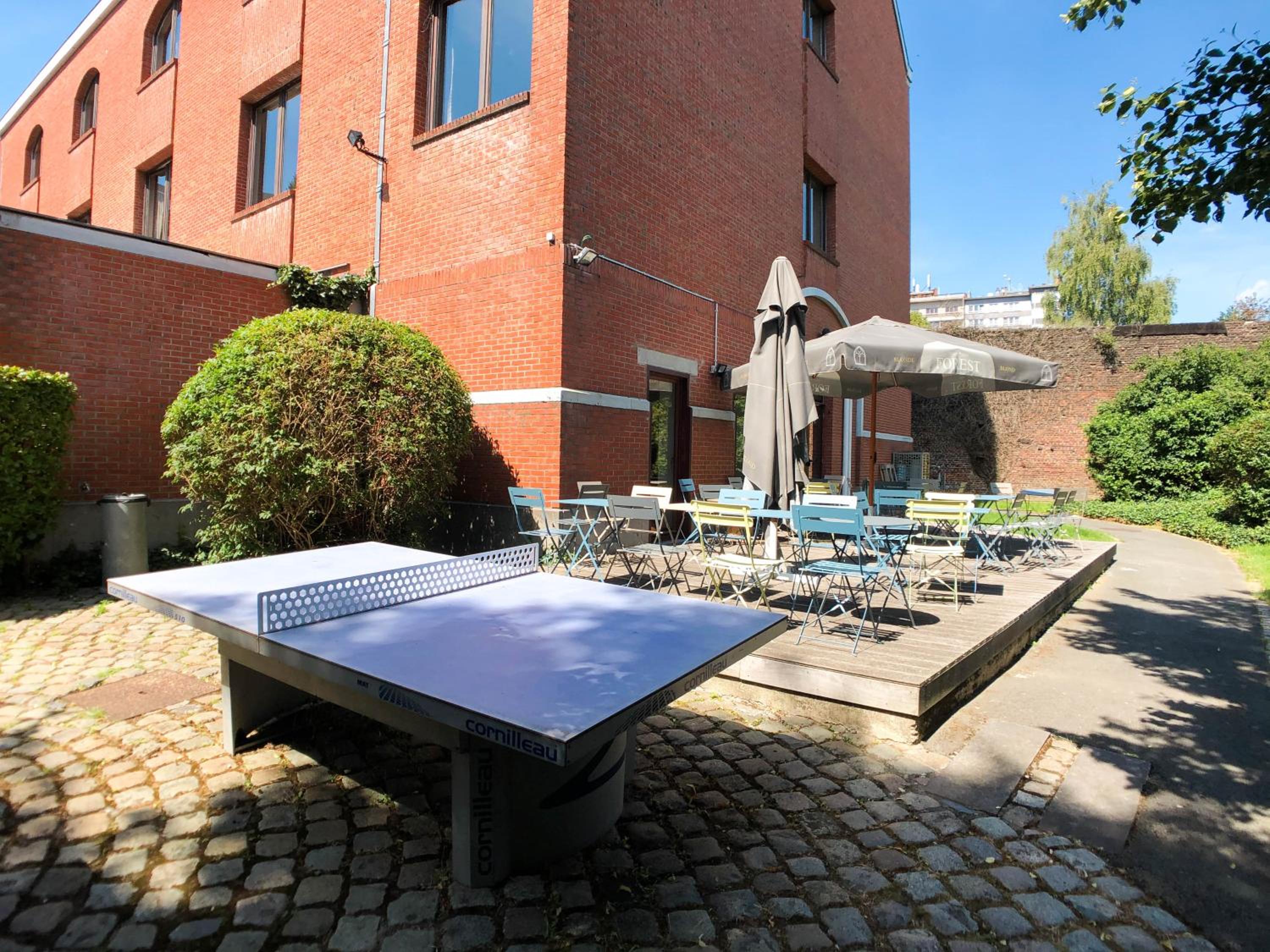 HI Brussels Generation Europe Hostel