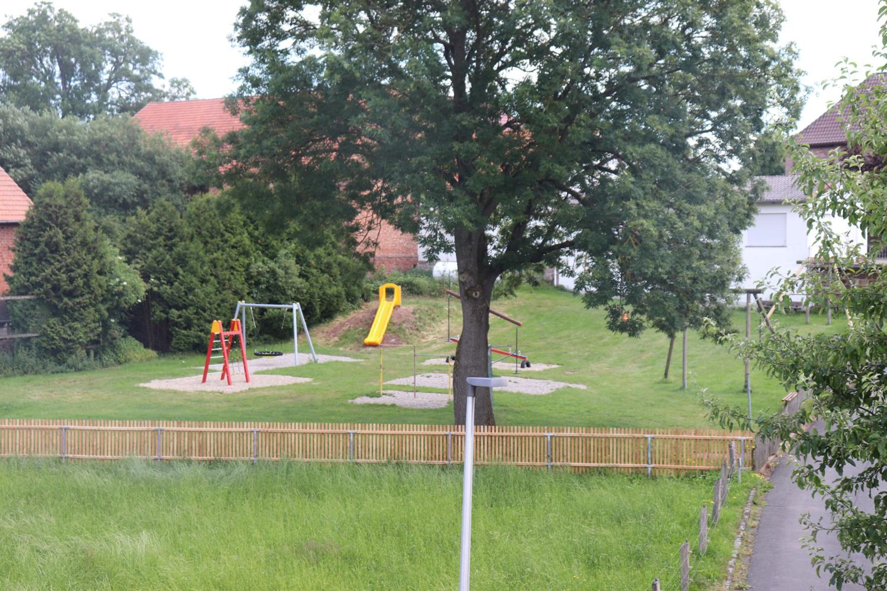 Haus-Dorfidyll view 3