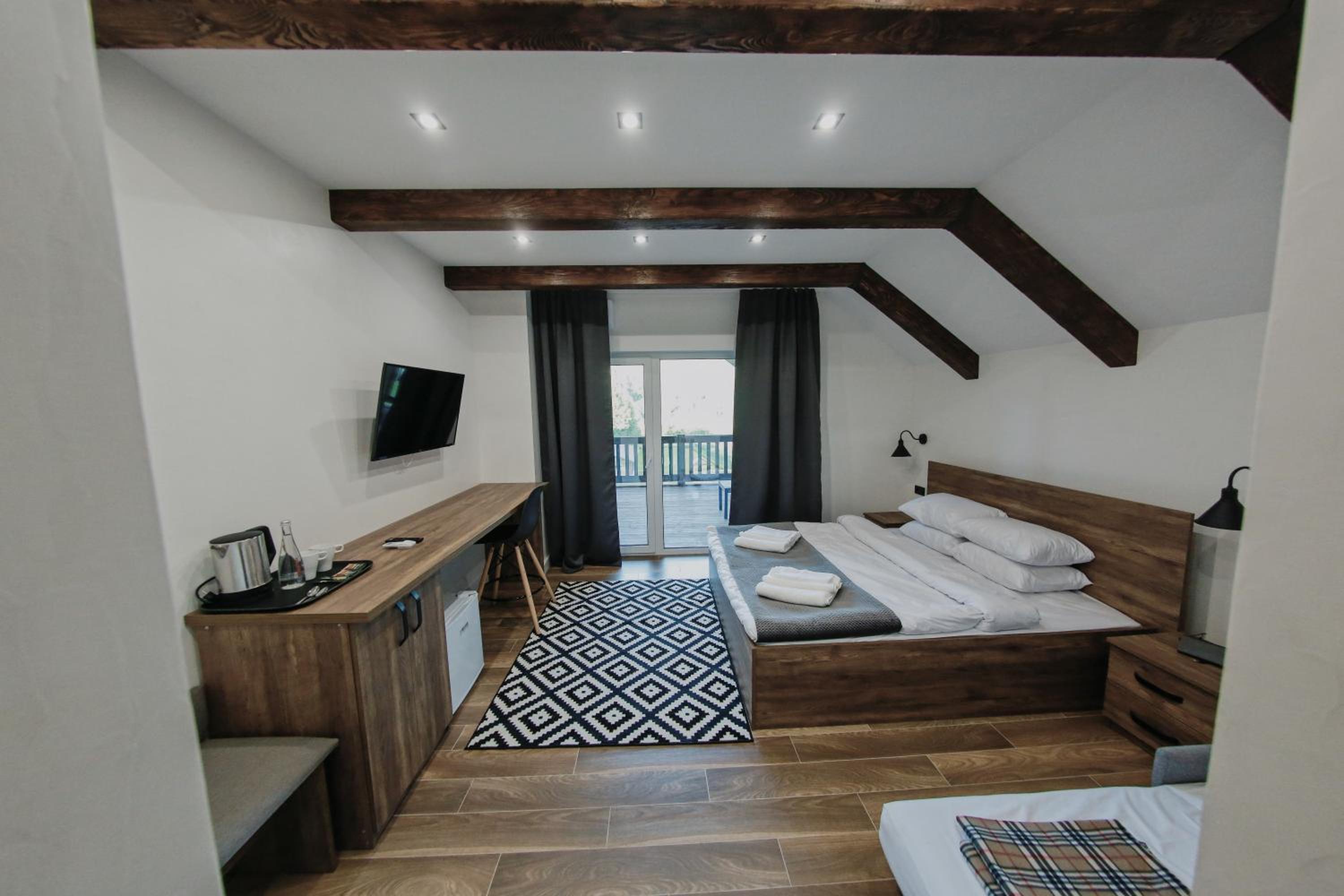 Saliuk Lodge