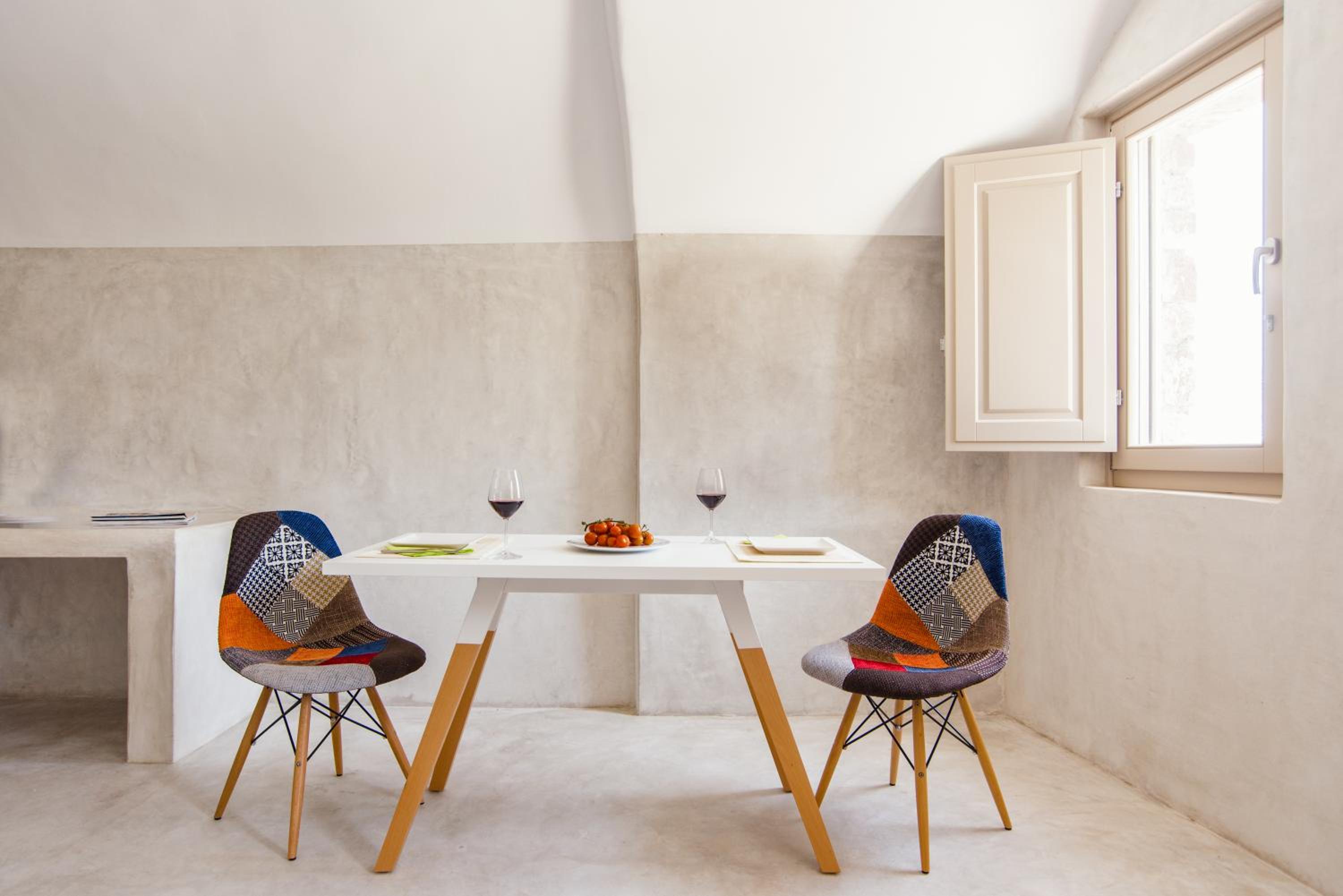LAGADI SUITES by K&K