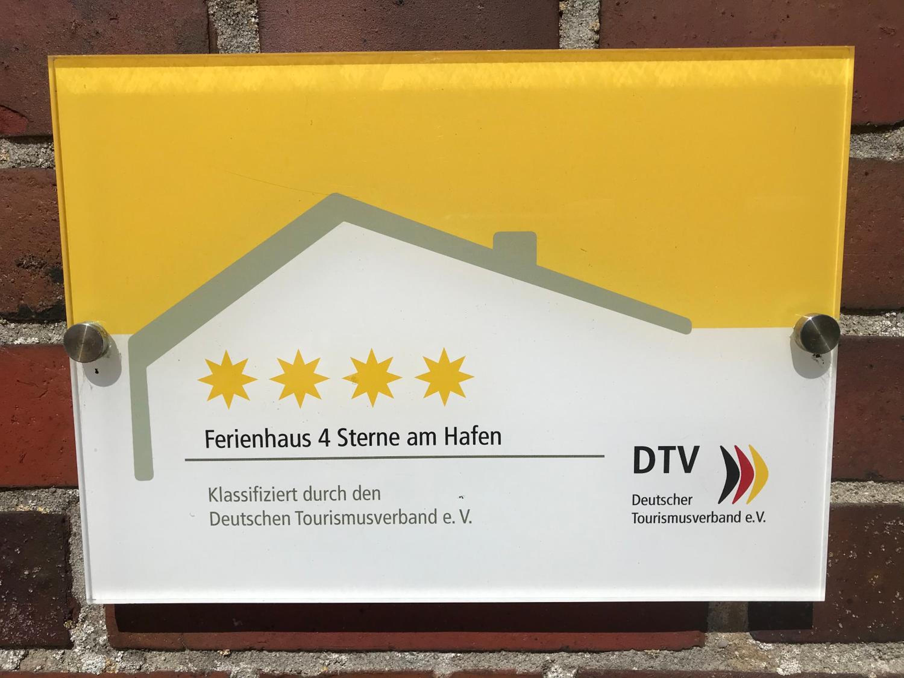 Vier Sterne am Hafen, Ditzum