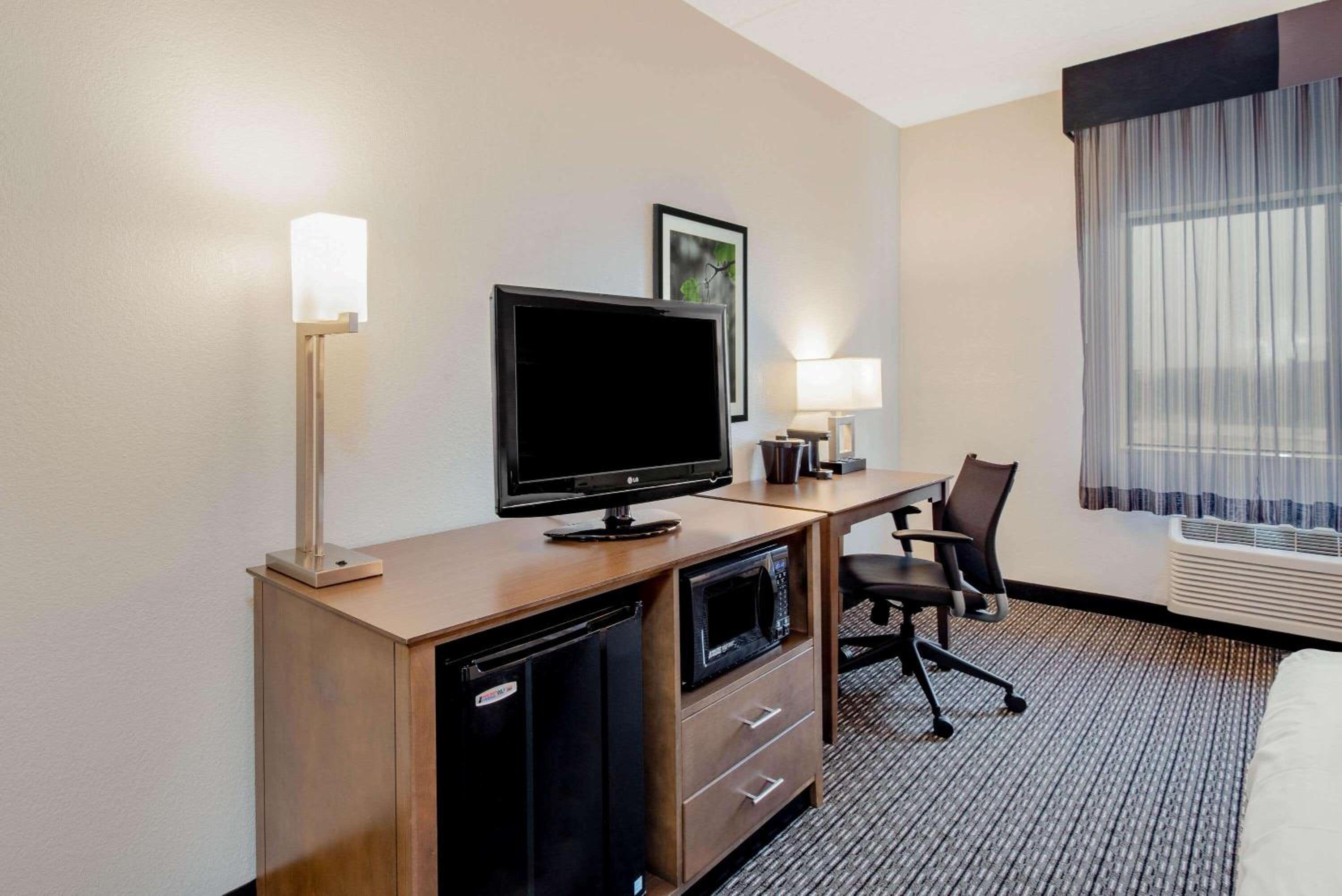 La Quinta by Wyndham Baltimore BWI Airport - Property Image 38