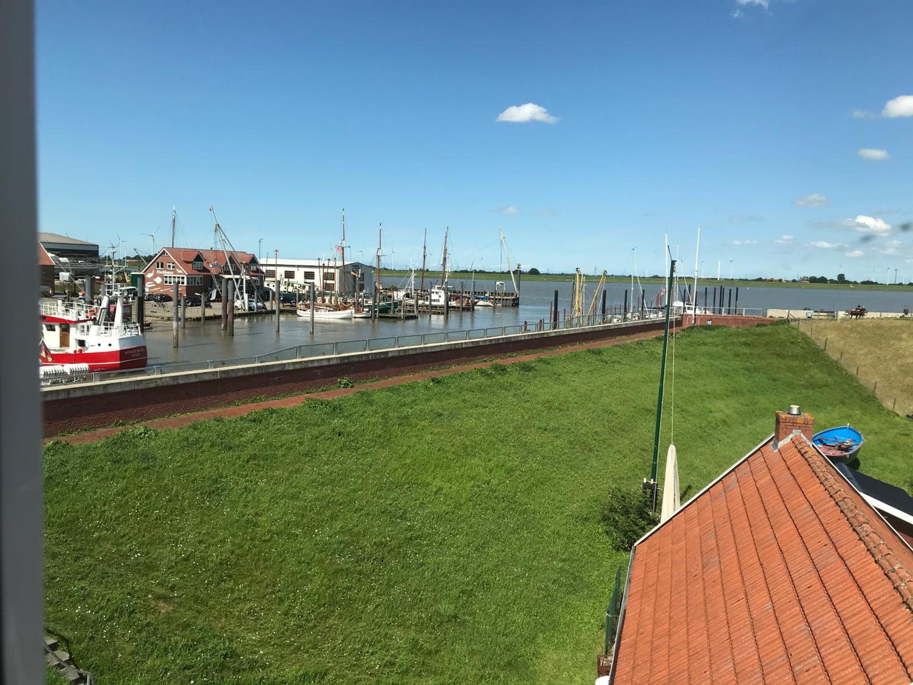 Vier Sterne am Hafen, Ditzum