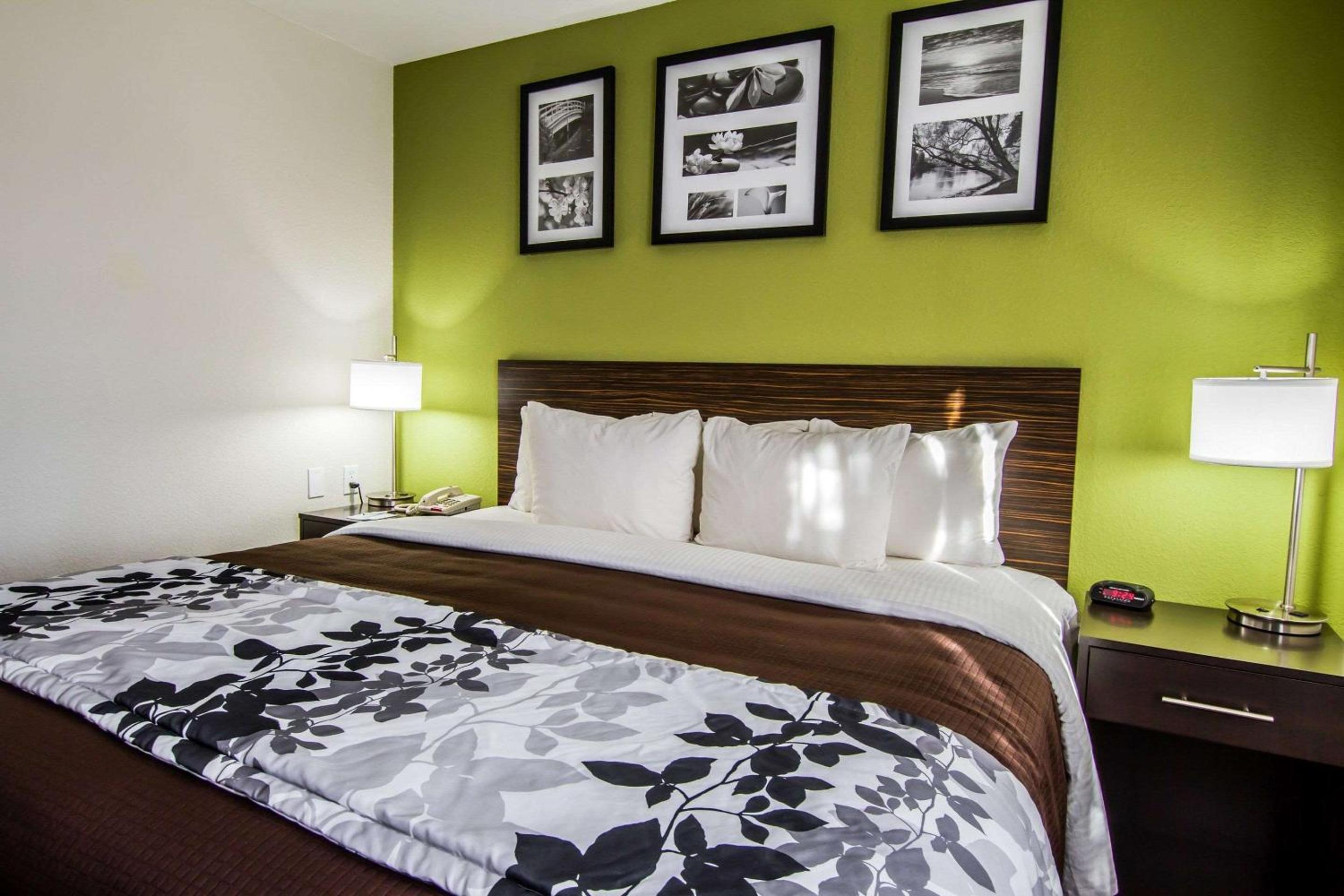 Gallup Vacations - Sleep Inn Gallup - Property Image 1