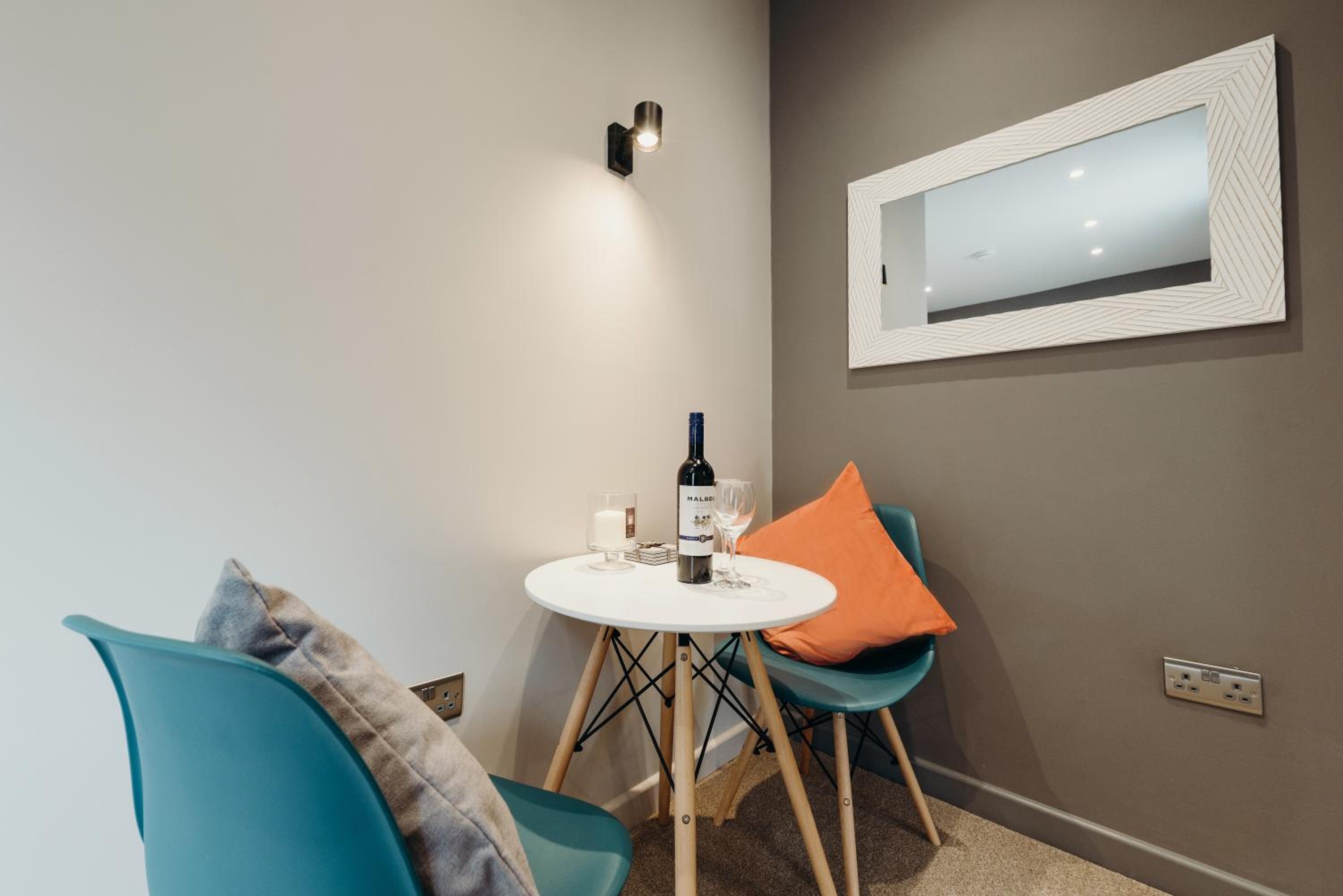 Victoria Apartments Tamworth view 3