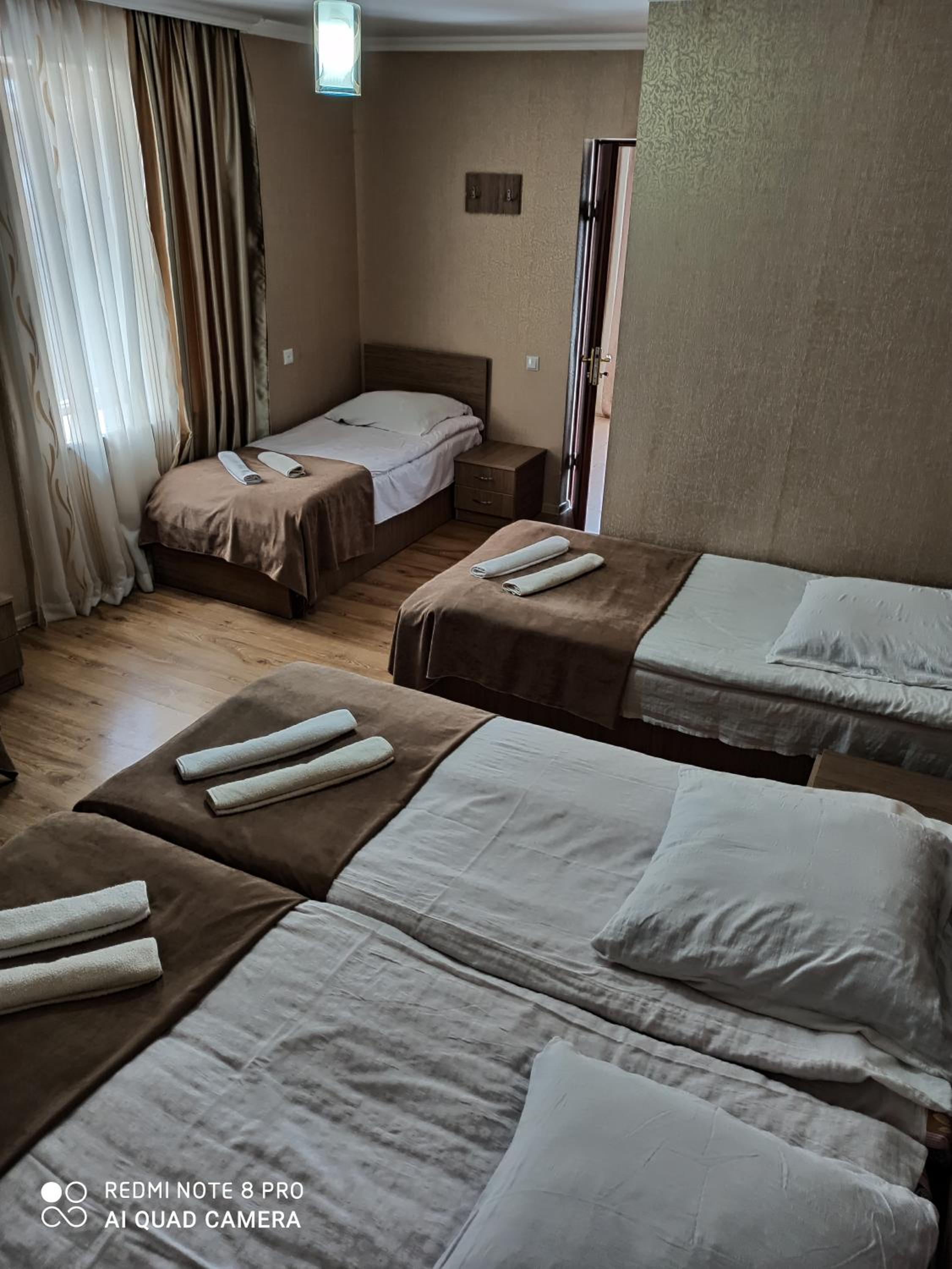 Guest House on V. Pshavela 50 view 5
