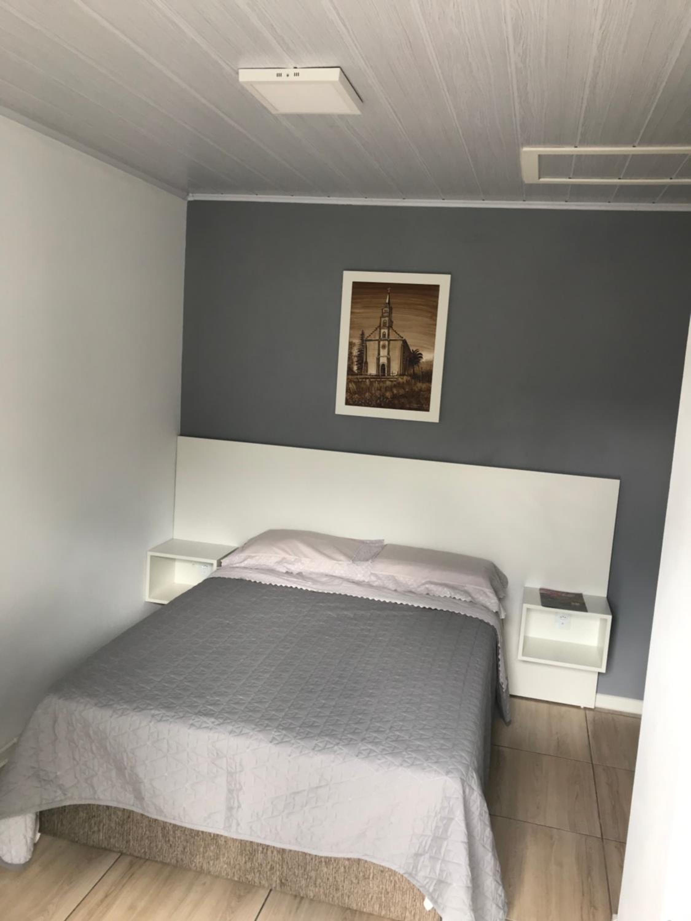 Suite em Gramado, próxima a Avenida das Hortencias