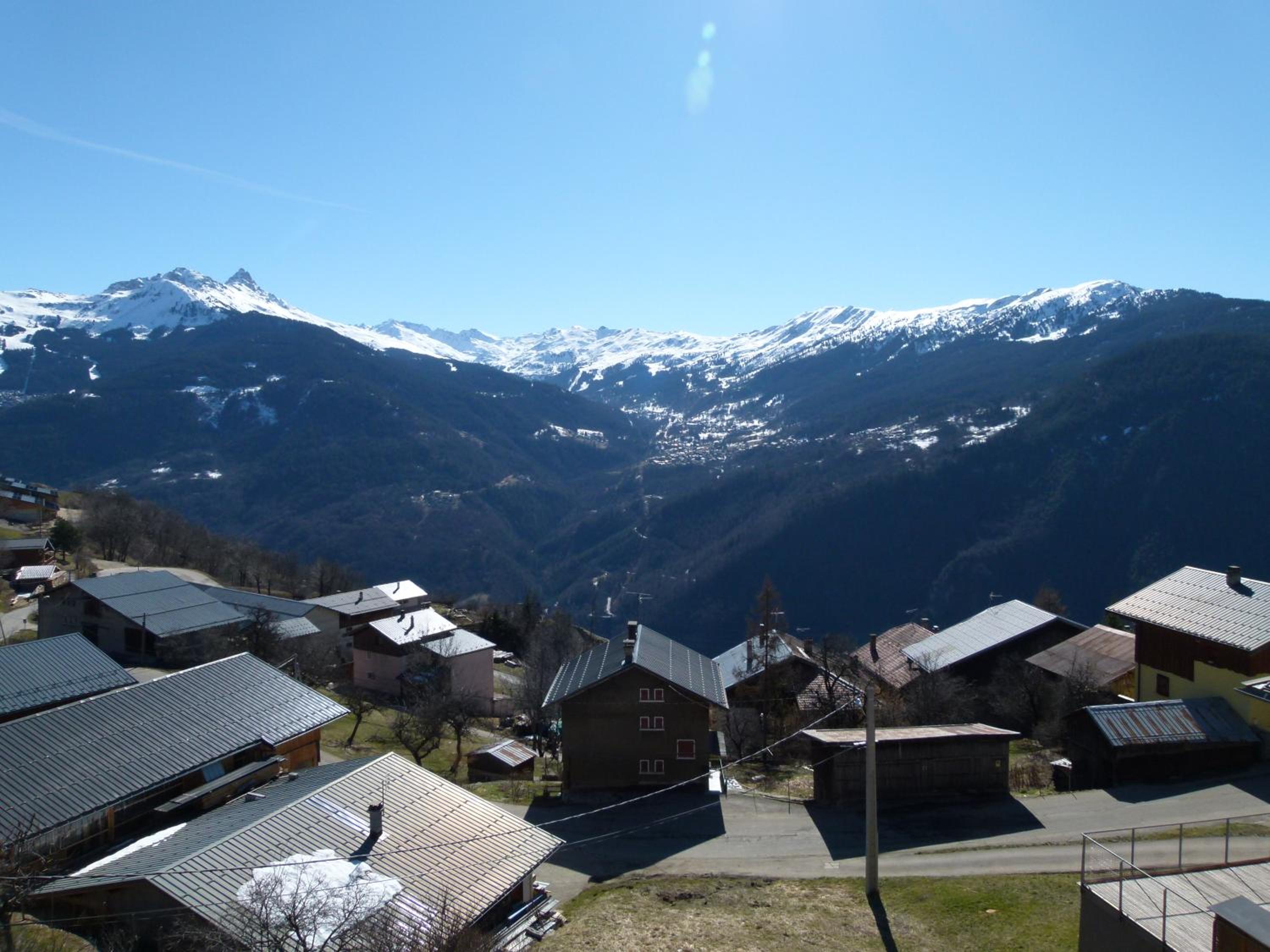 Chalet de la Yodine view 4